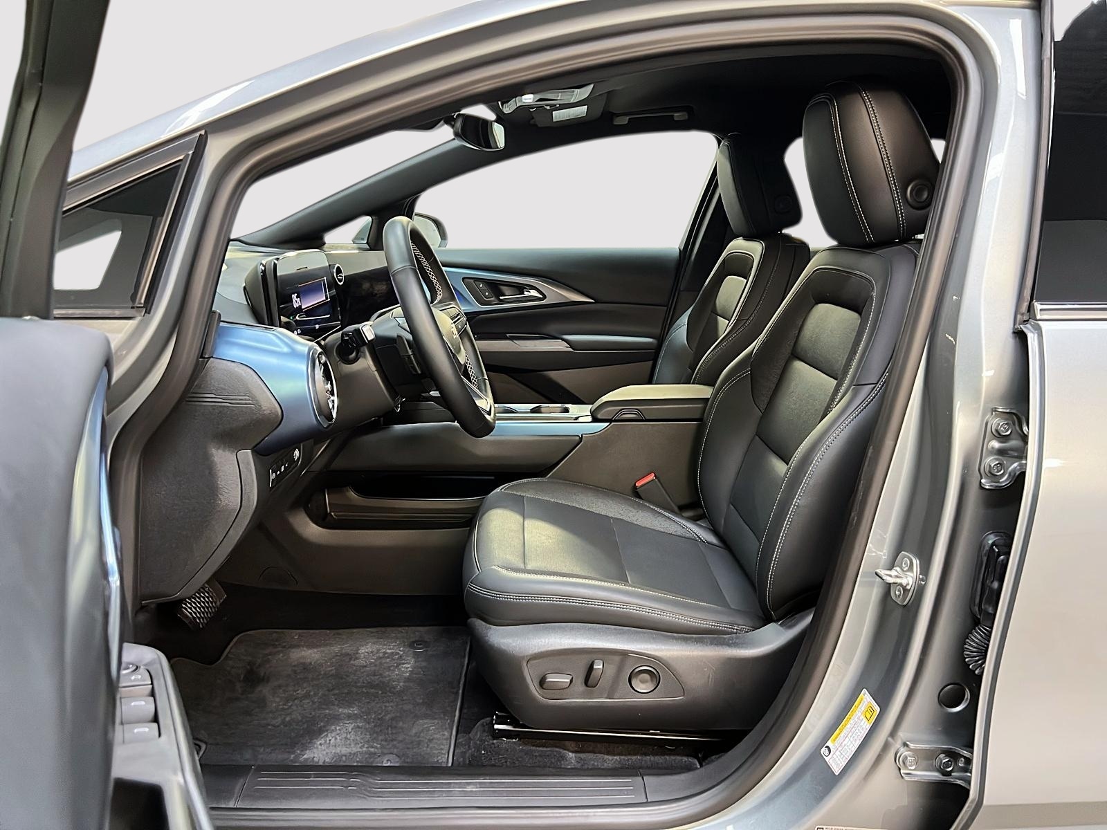 Chevrolet Equinox EV 2LT CUIR NAV 2024 - image #7