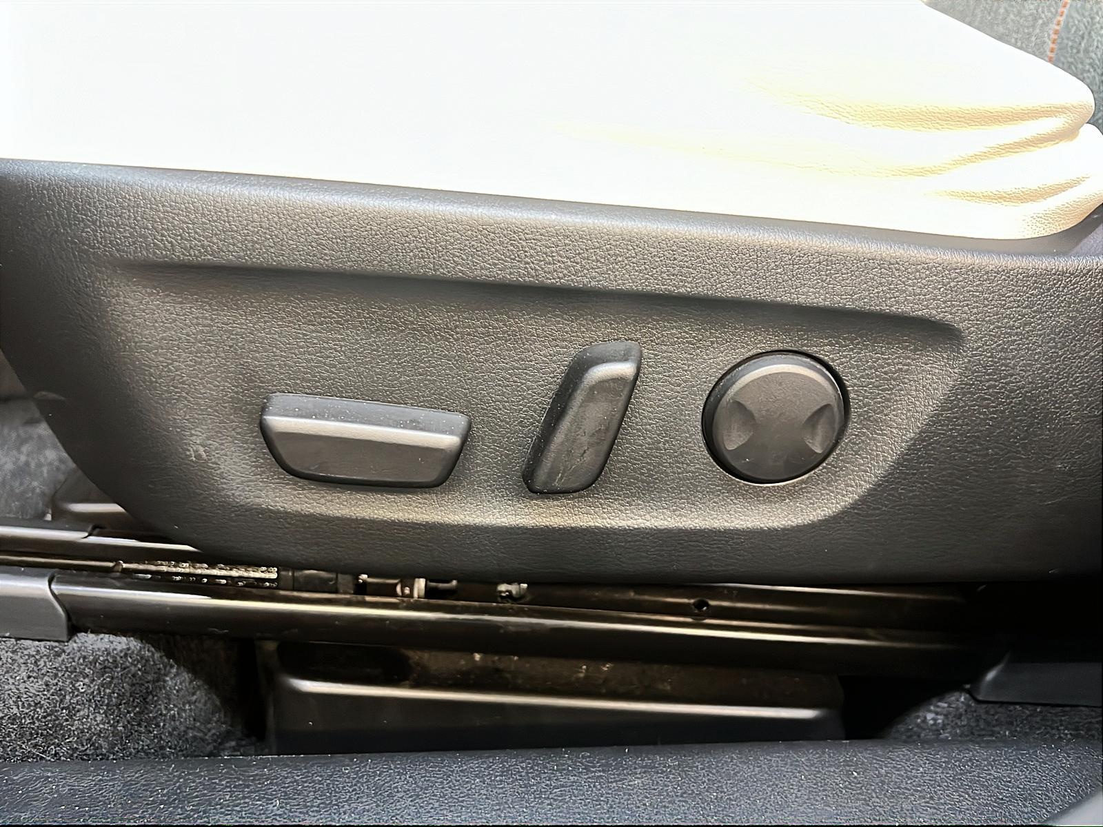 Mazda MX-30 GT TOIT 2022 - image #26