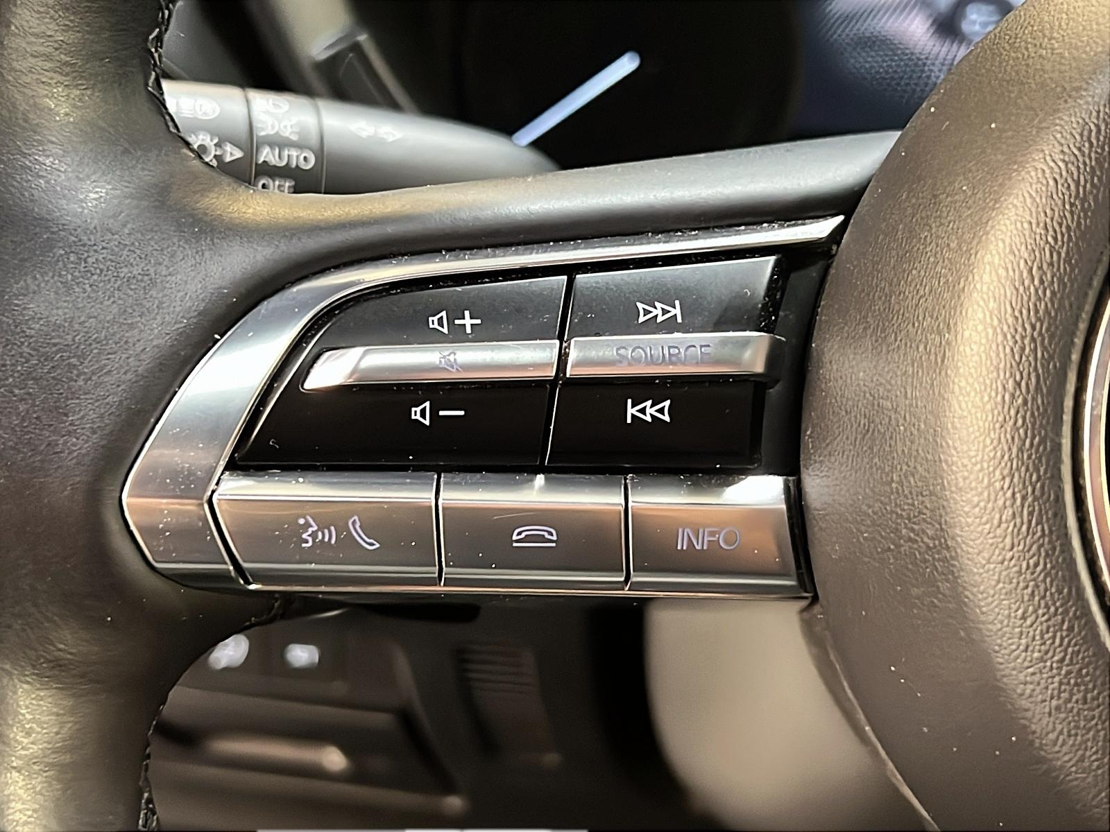 Mazda MX-30 GT TOIT 2022 - image #22