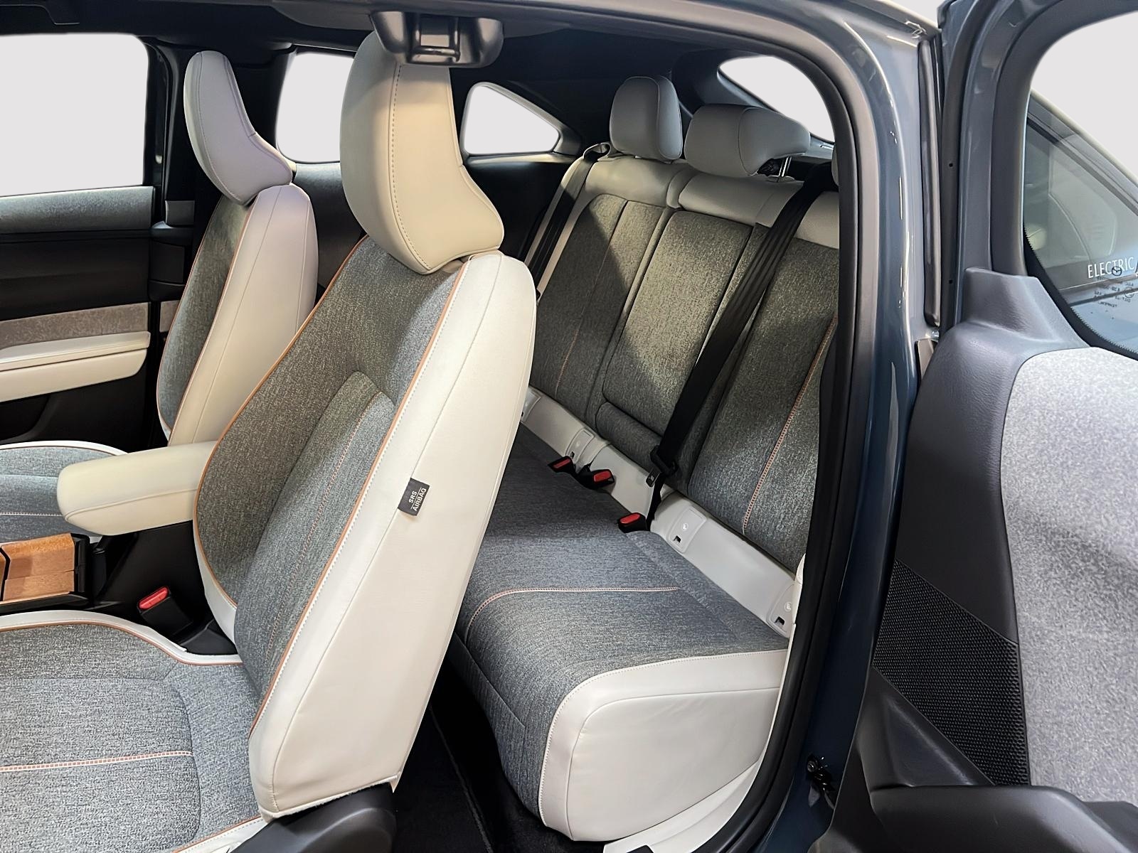 Mazda MX-30 GT TOIT 2022 - image #10