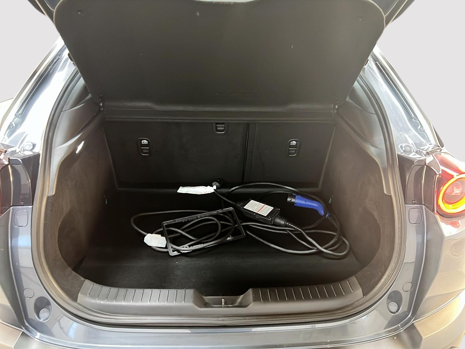 Mazda MX-30 GT TOIT 2022 - image #13