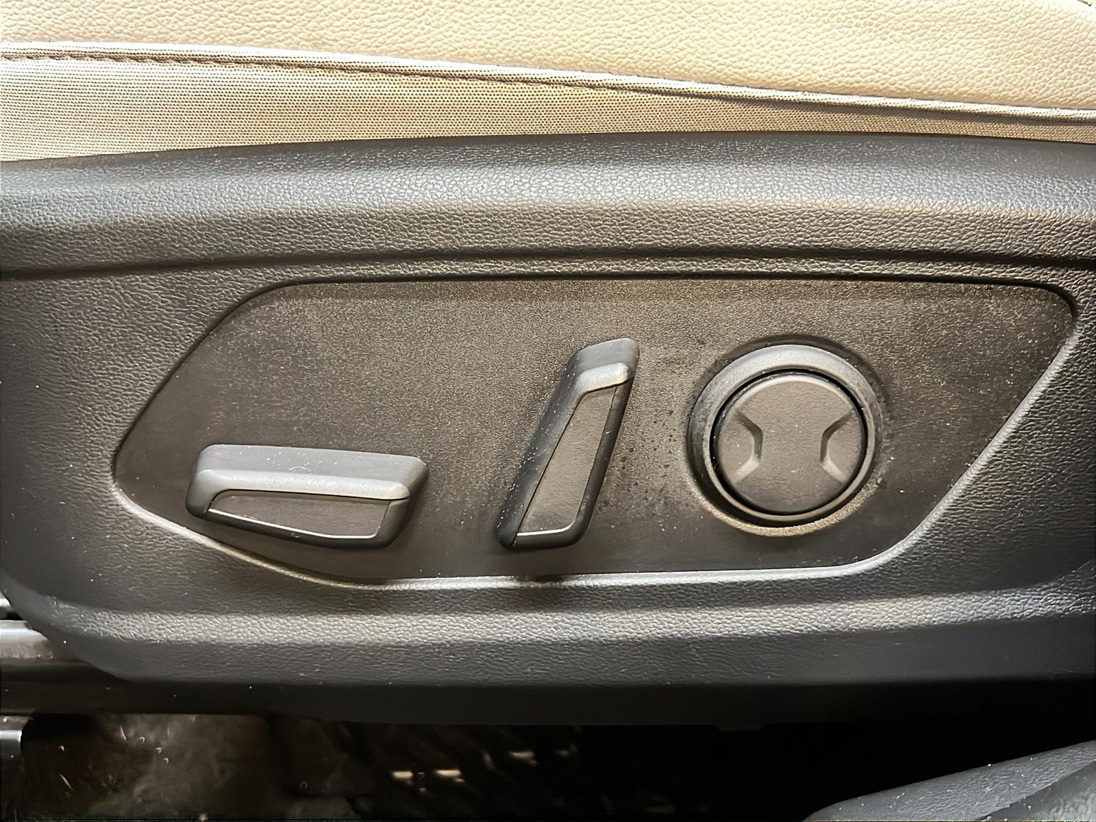 Hyundai Tucson ULTIMATE HYBRID CUIR TOIT PANO NAV 4RM 2022 - image #27