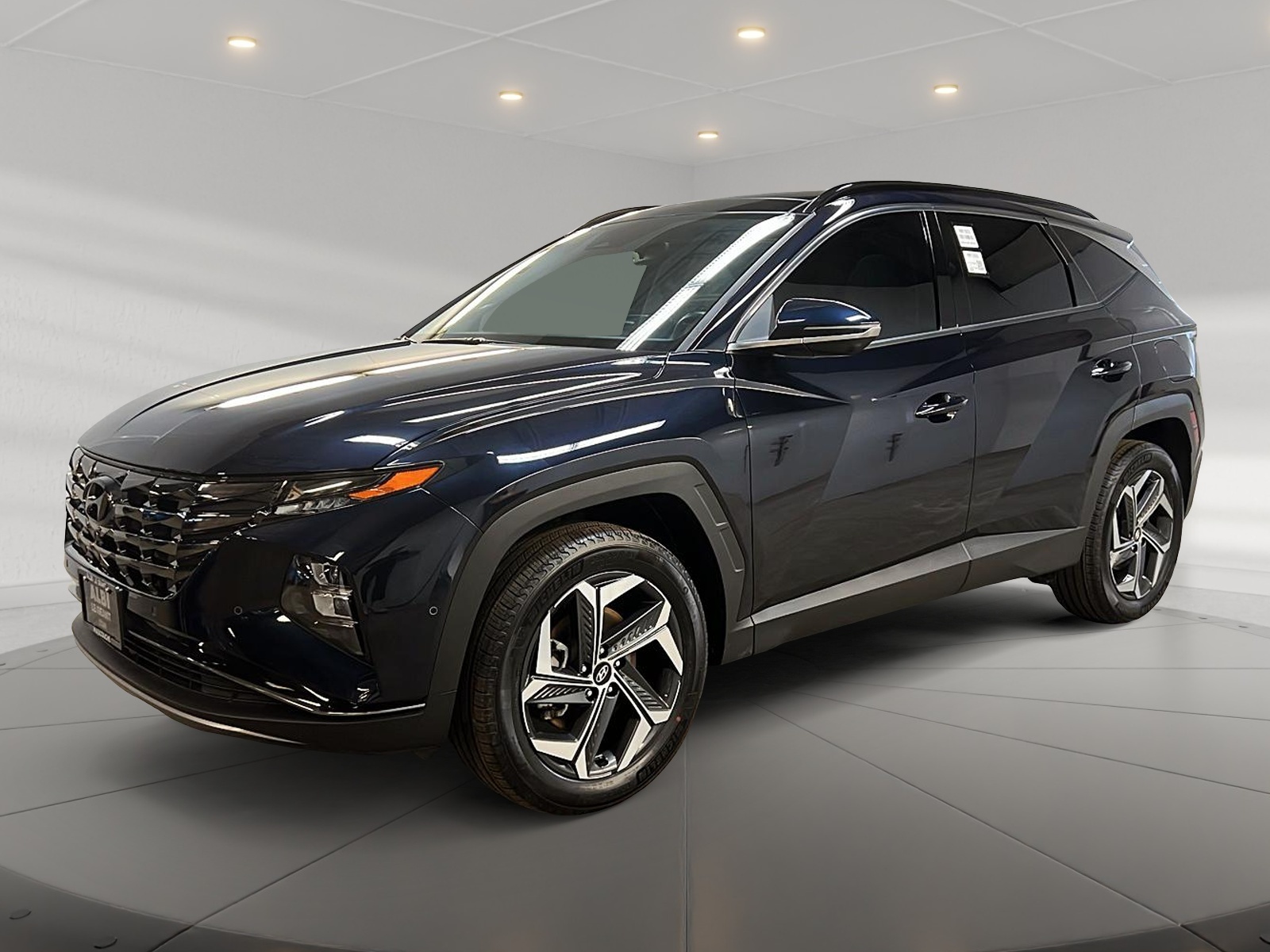 Hyundai Tucson ULTIMATE HYBRID CUIR TOIT PANO NAV 4RM 2022 - image #1