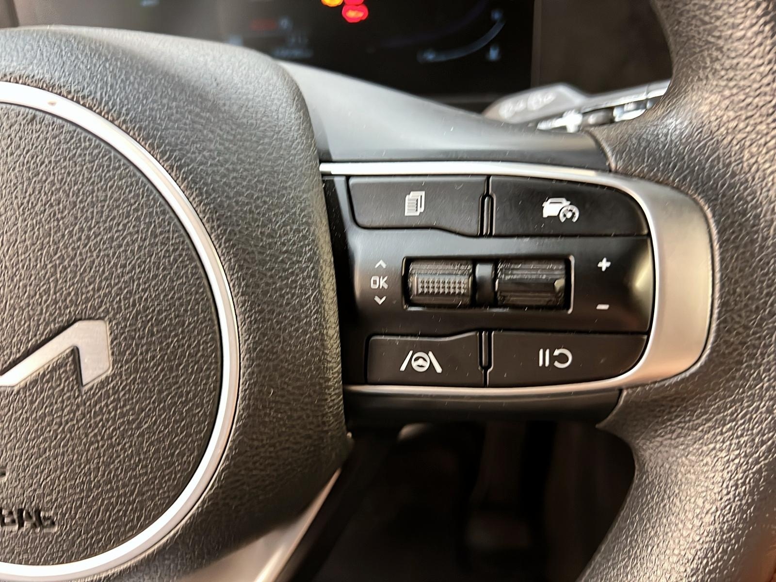 Kia Sportage LX 2023 - image #17