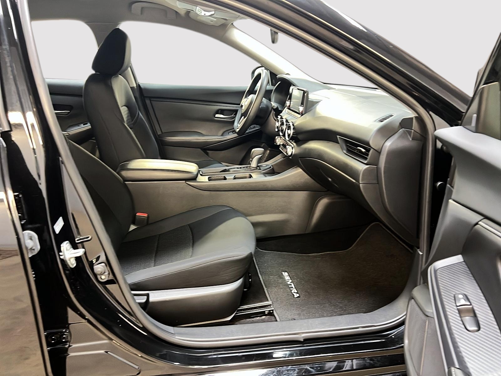 Nissan Sentra S PLUS 2023 - image #8