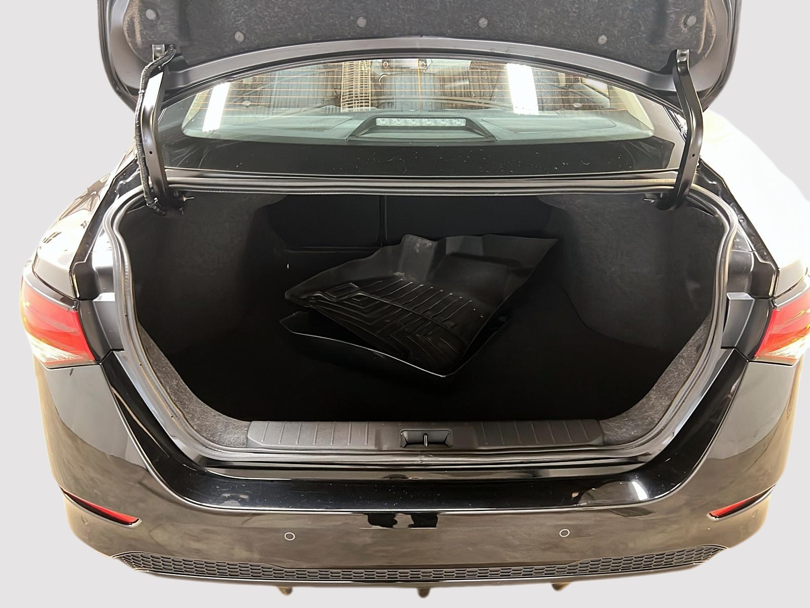 Nissan Sentra S PLUS 2023 - image #12