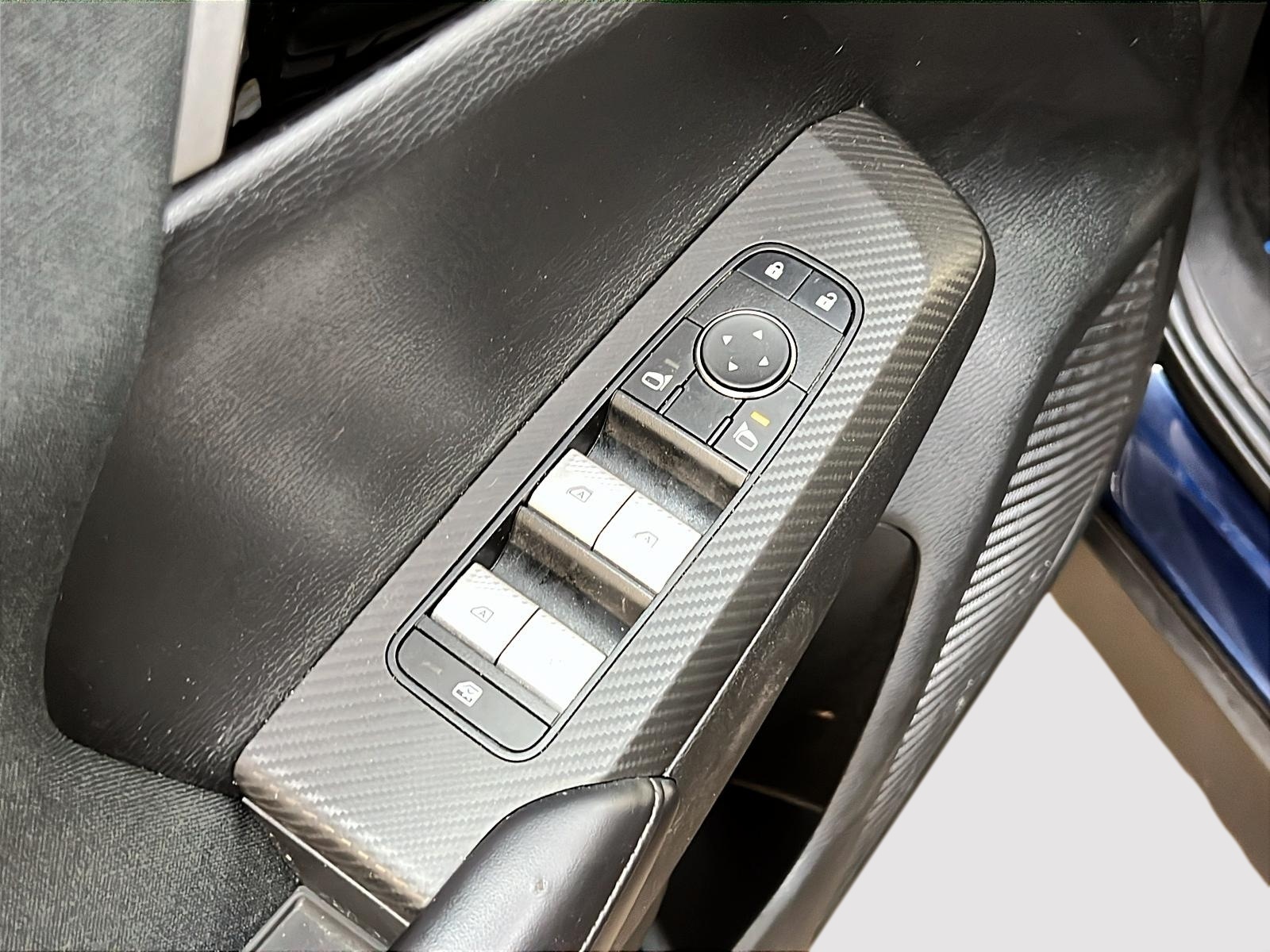 Mitsubishi Outlander ES S PHEV 4RM 2023 - image #22
