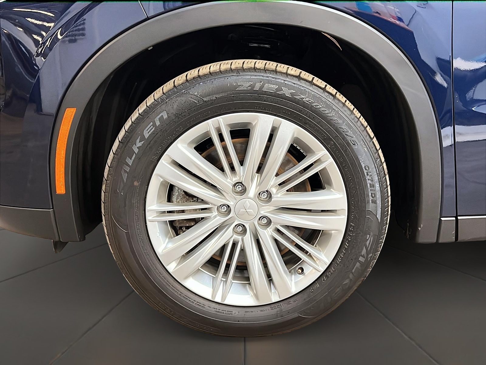 Mitsubishi Outlander ES S PHEV 4RM 2023 - image #27