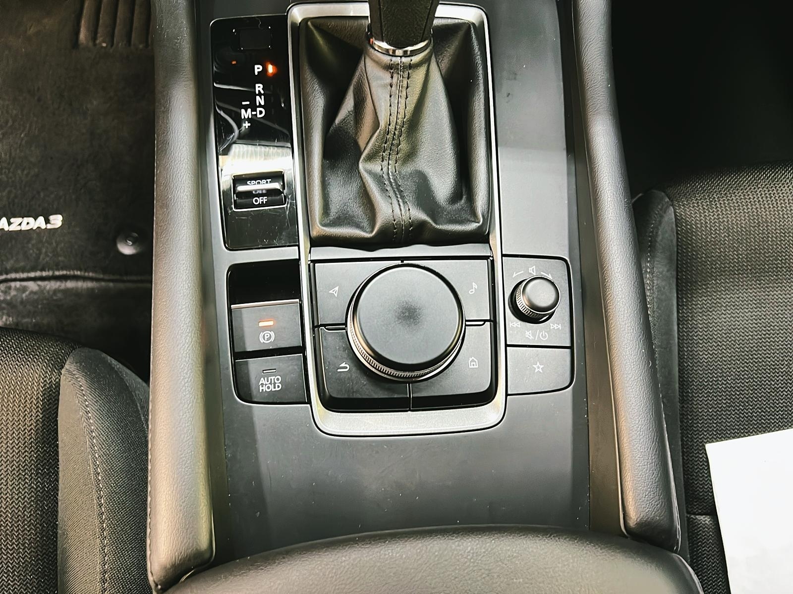 Mazda Mazda3 Sport GX 2023 - image #13