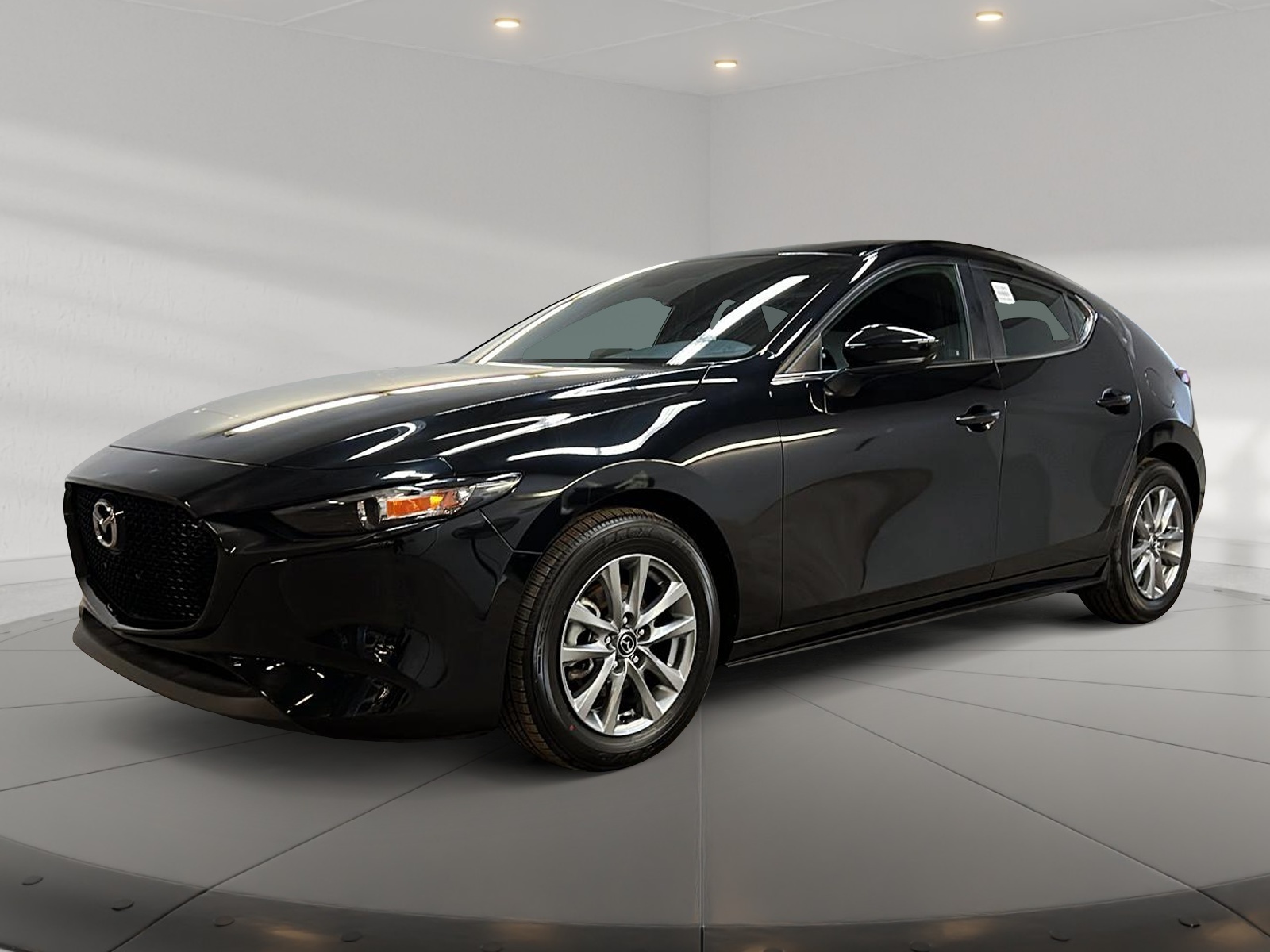 Mazda Mazda3 Sport GX 2023 - image #1