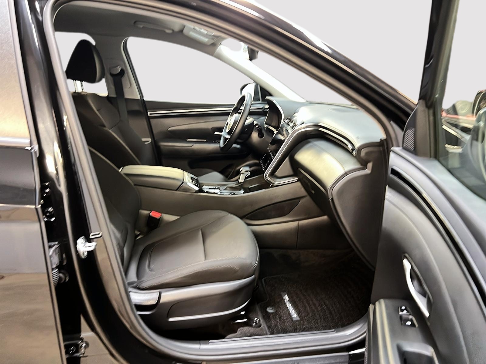Hyundai Tucson PREFERRED NAV 4RM 2024 - image #8
