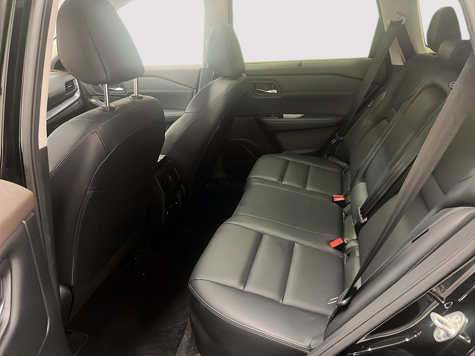 Nissan Rogue 2023 - Image #9