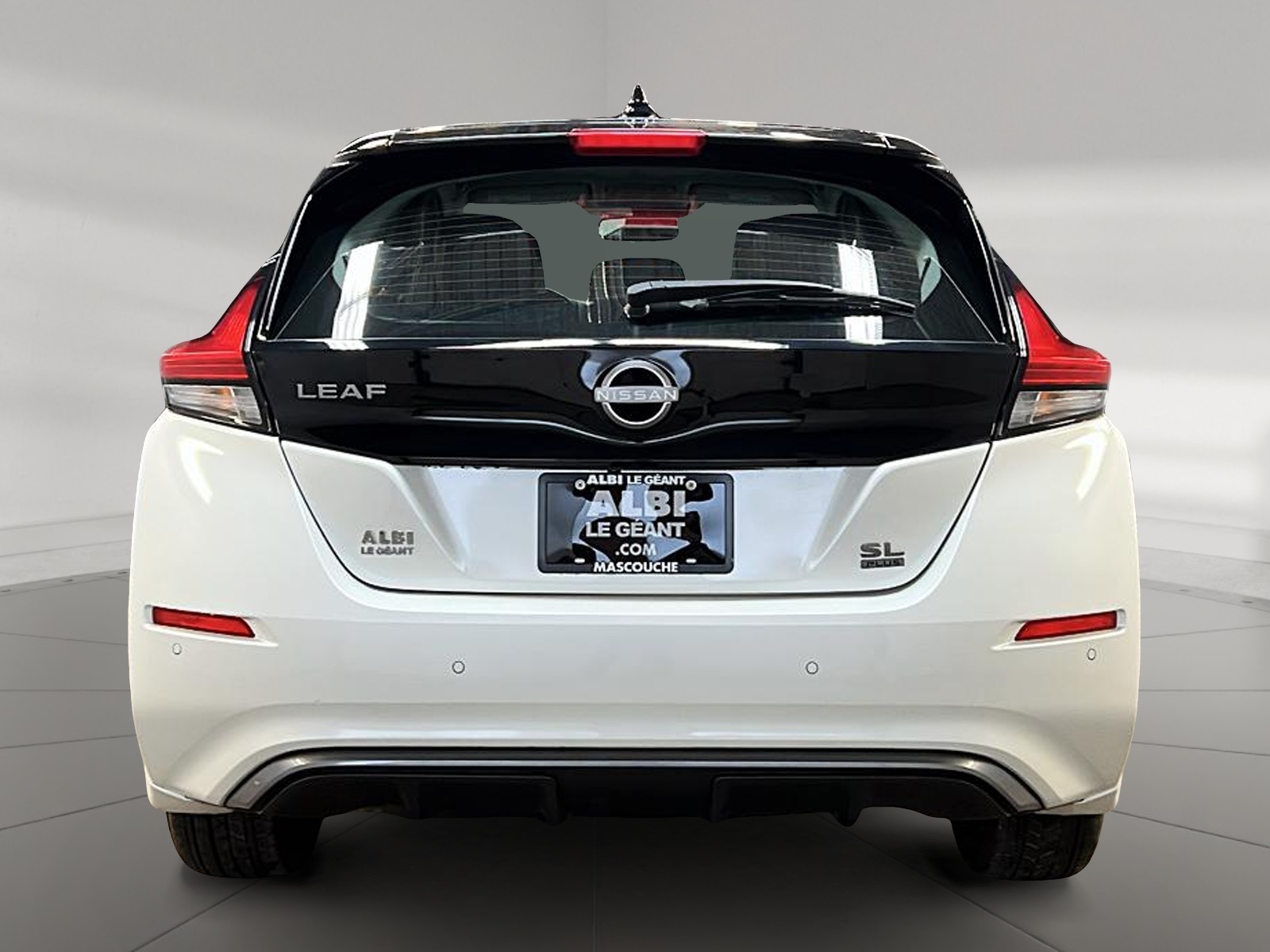 Nissan Leaf 2023 - Image #5