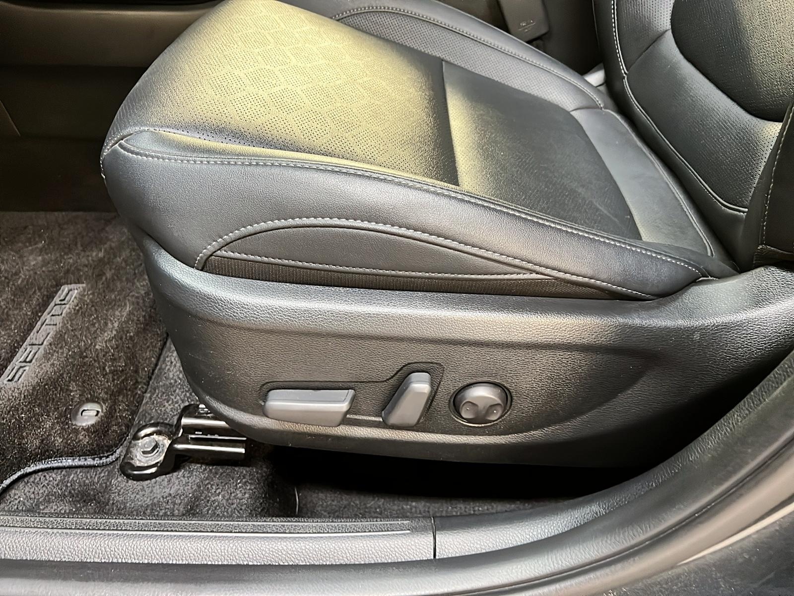 Kia SELTOS EX PREMIUM CUIR TOIT NAV 4RM 2024 - image #26