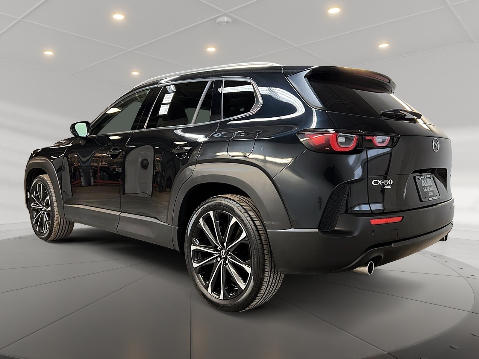 Mazda CX-50 GT CUIR TOIT PANO 4RM 2024 - image #6