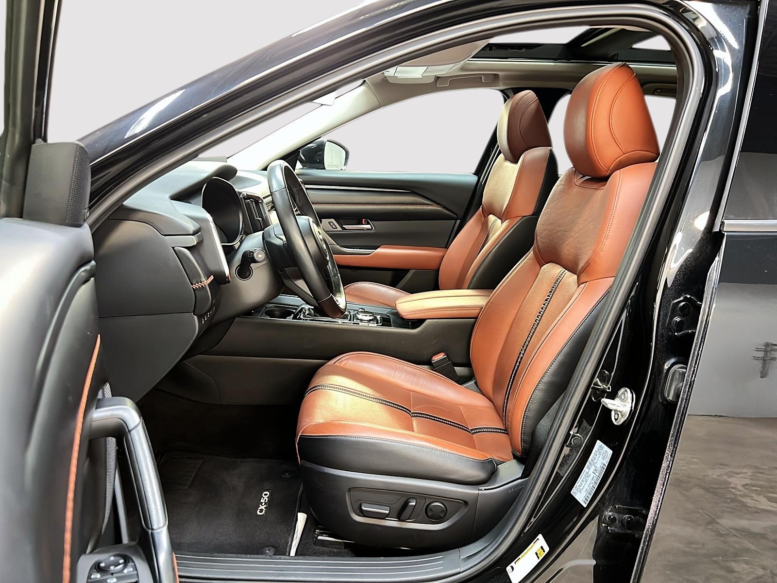 Mazda CX-50 GT CUIR TOIT PANO 4RM 2024 - image #7