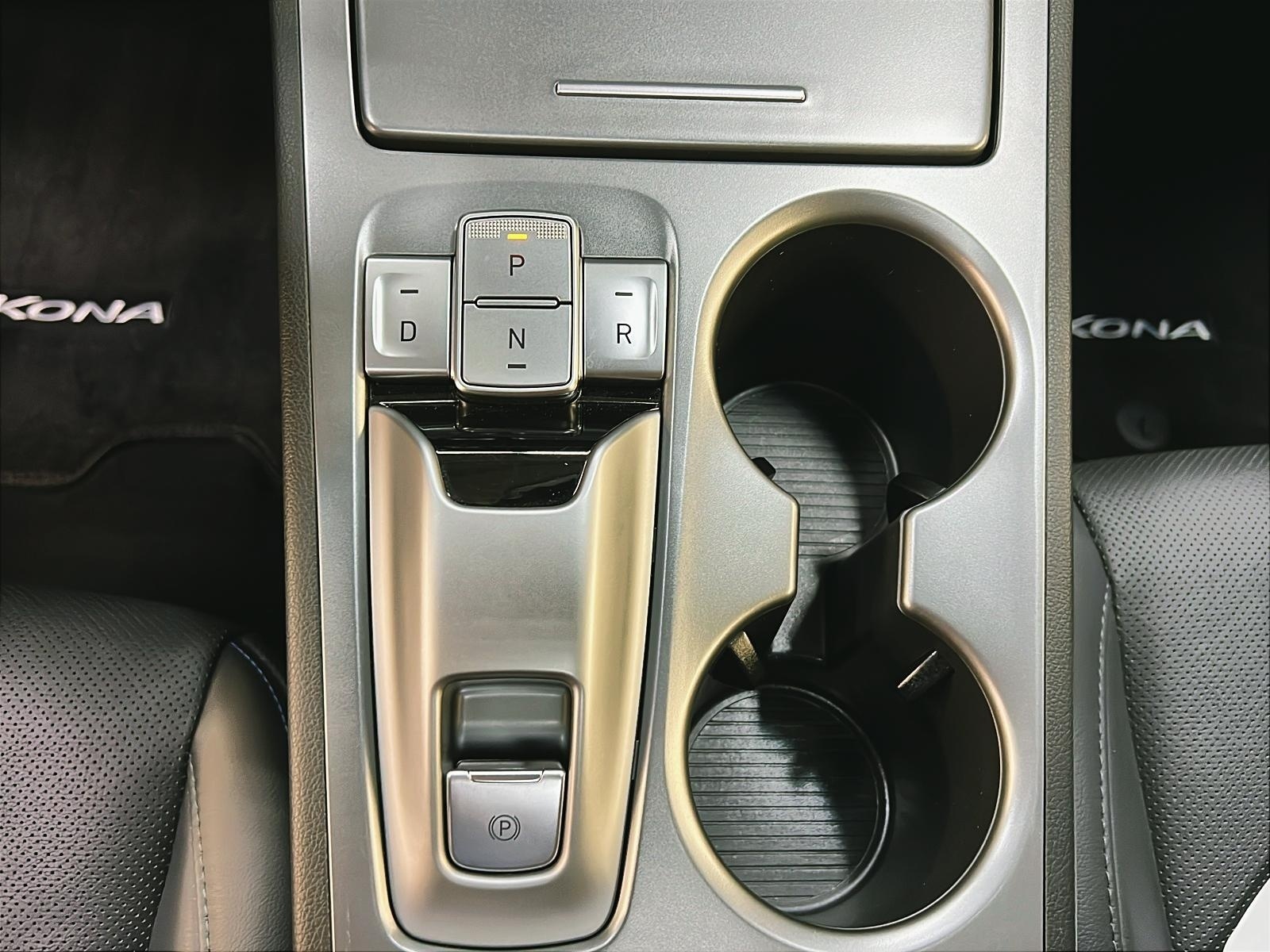 Hyundai Kona EV ULTIMATE CUIR TOIT NAV 2023 - image #15