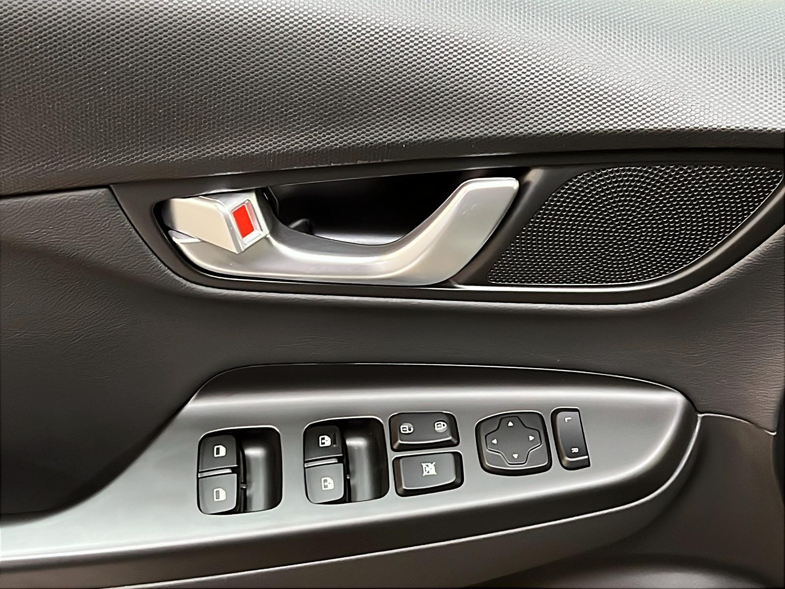 Hyundai Kona EV ULTIMATE CUIR TOIT NAV 2023 - image #25
