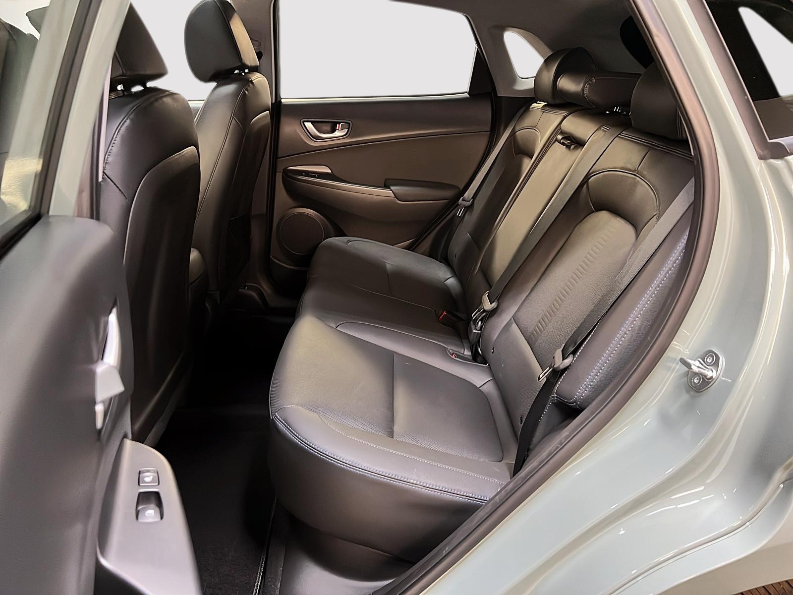 Hyundai Kona EV ULTIMATE CUIR TOIT NAV 2023 - image #10