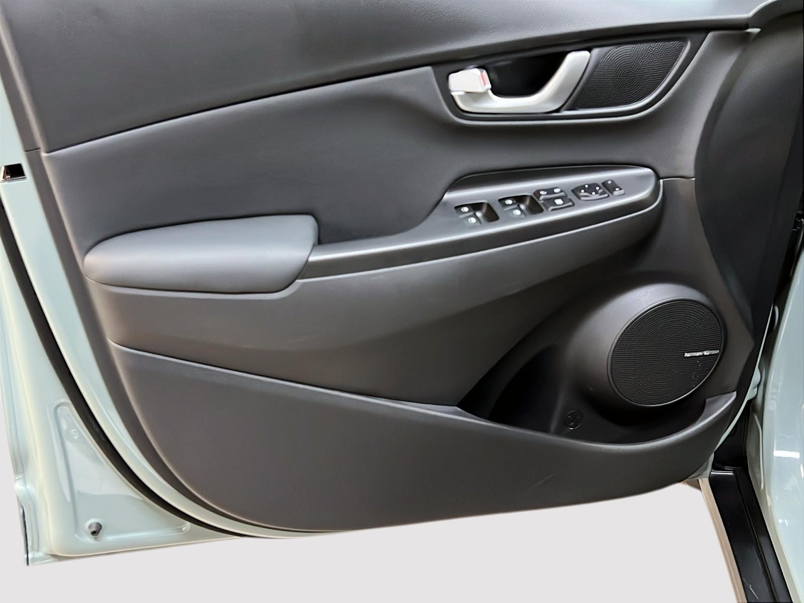 Hyundai Kona EV ULTIMATE CUIR TOIT NAV 2023 - image #26