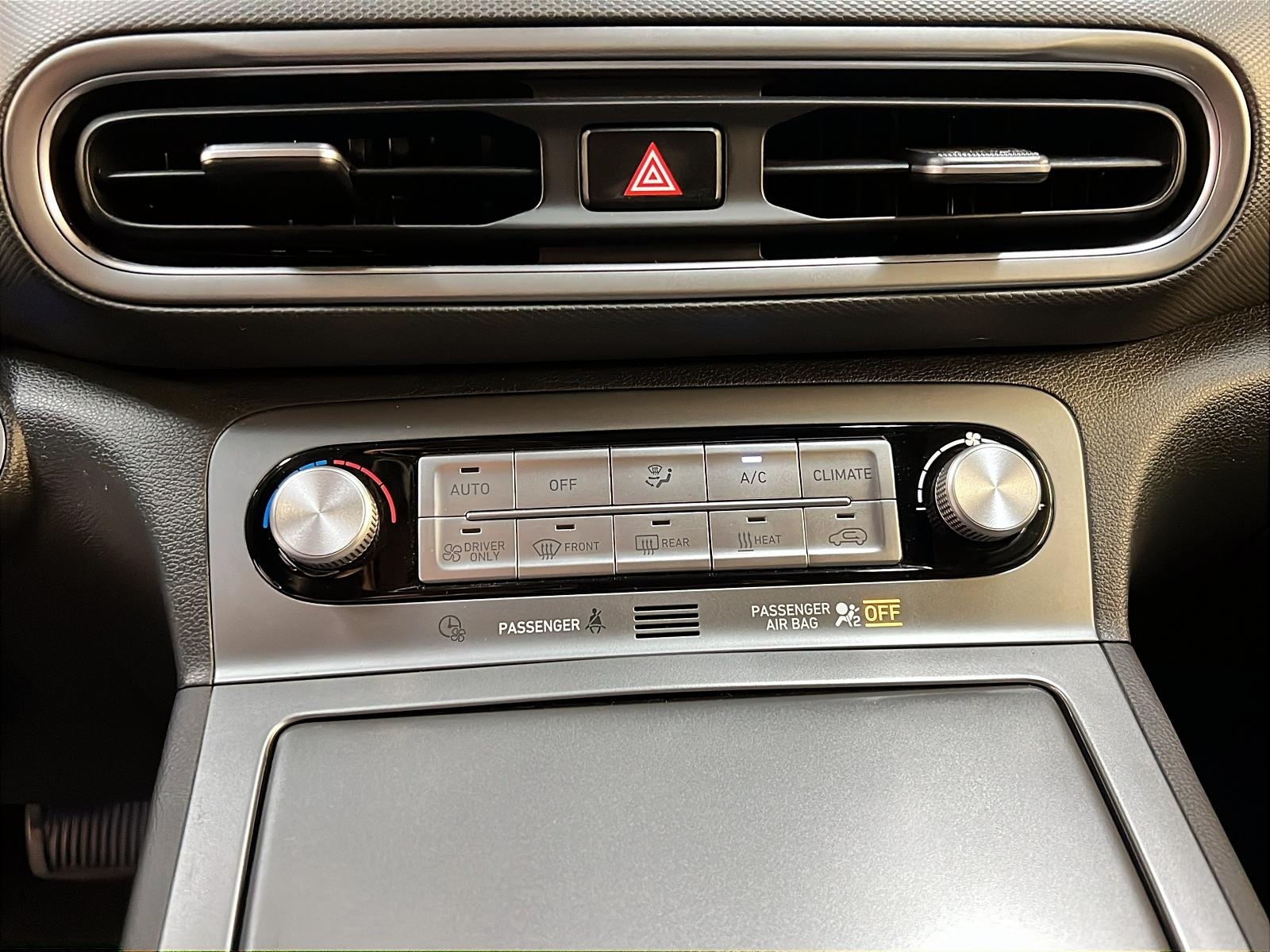 Hyundai Kona EV ULTIMATE CUIR TOIT NAV 2023 - image #17