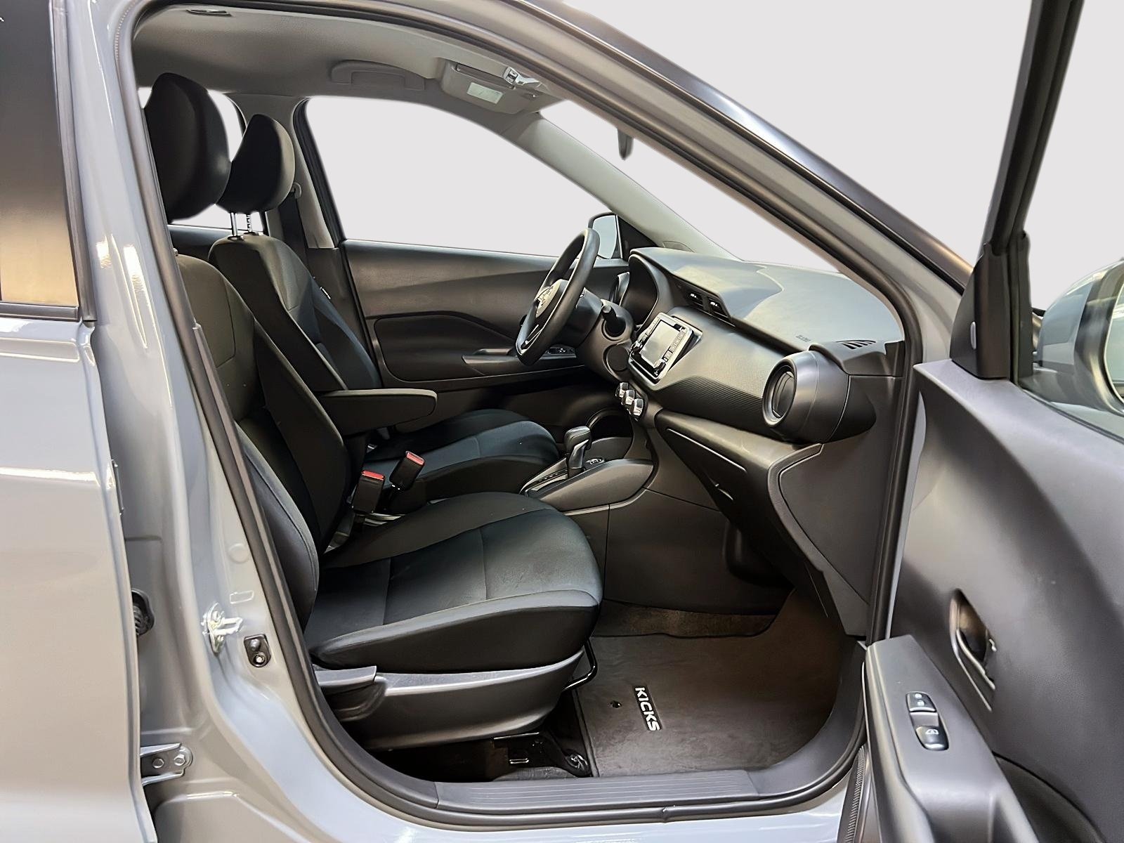Nissan Kicks S 2024 - image #8