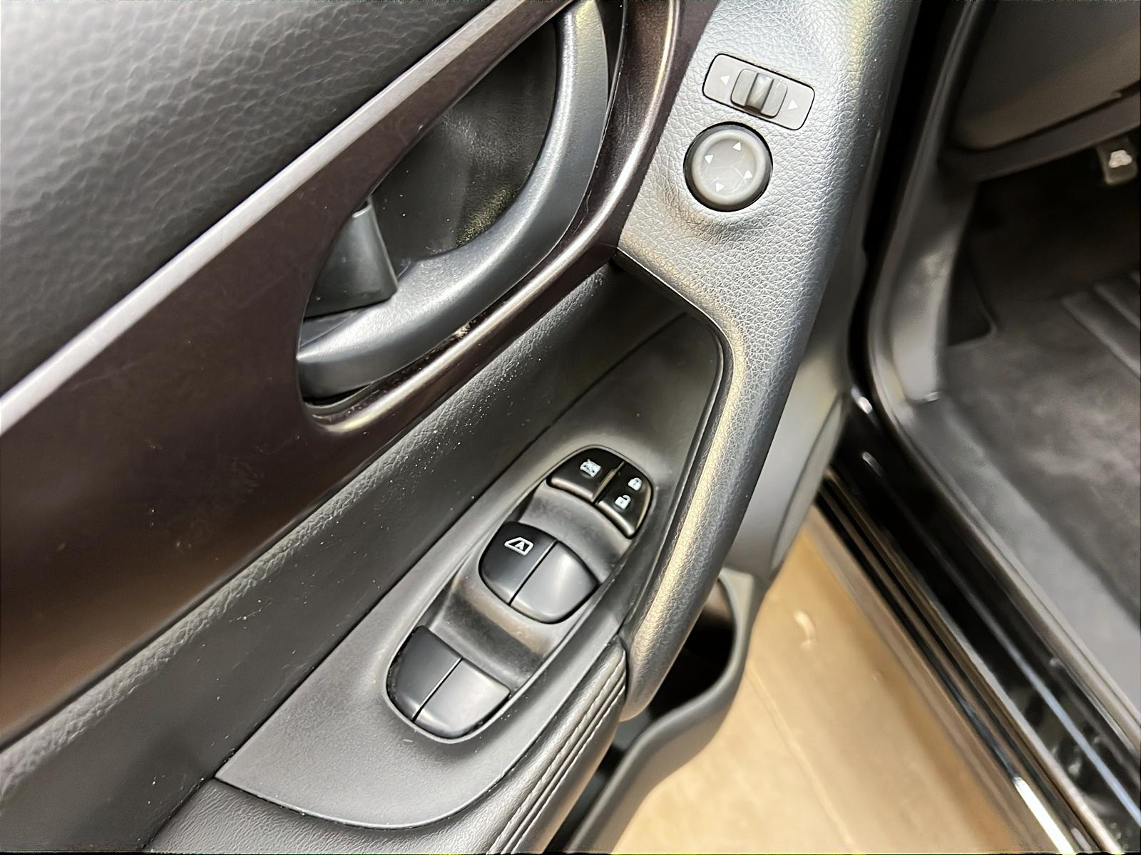 Nissan Qashqai S 4RM 2023 - image #19