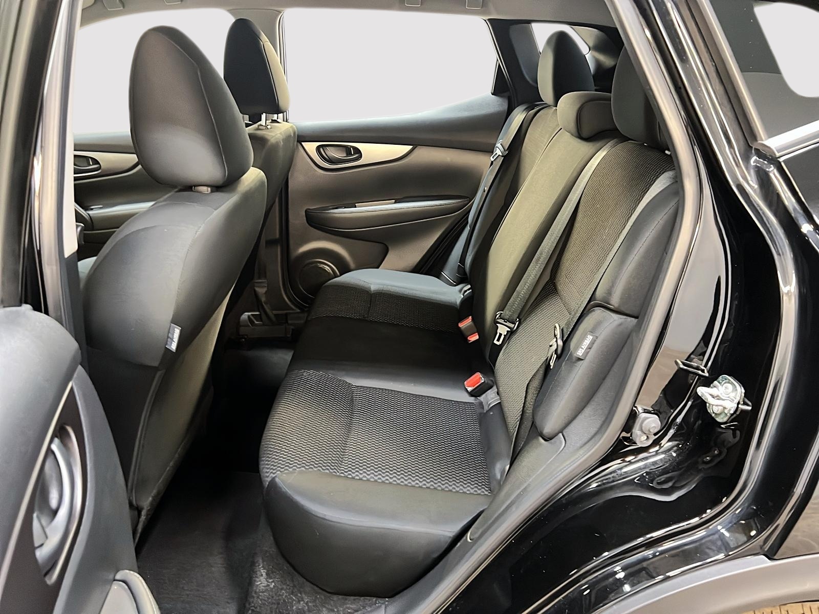 Nissan Qashqai S 4RM 2023 - image #9