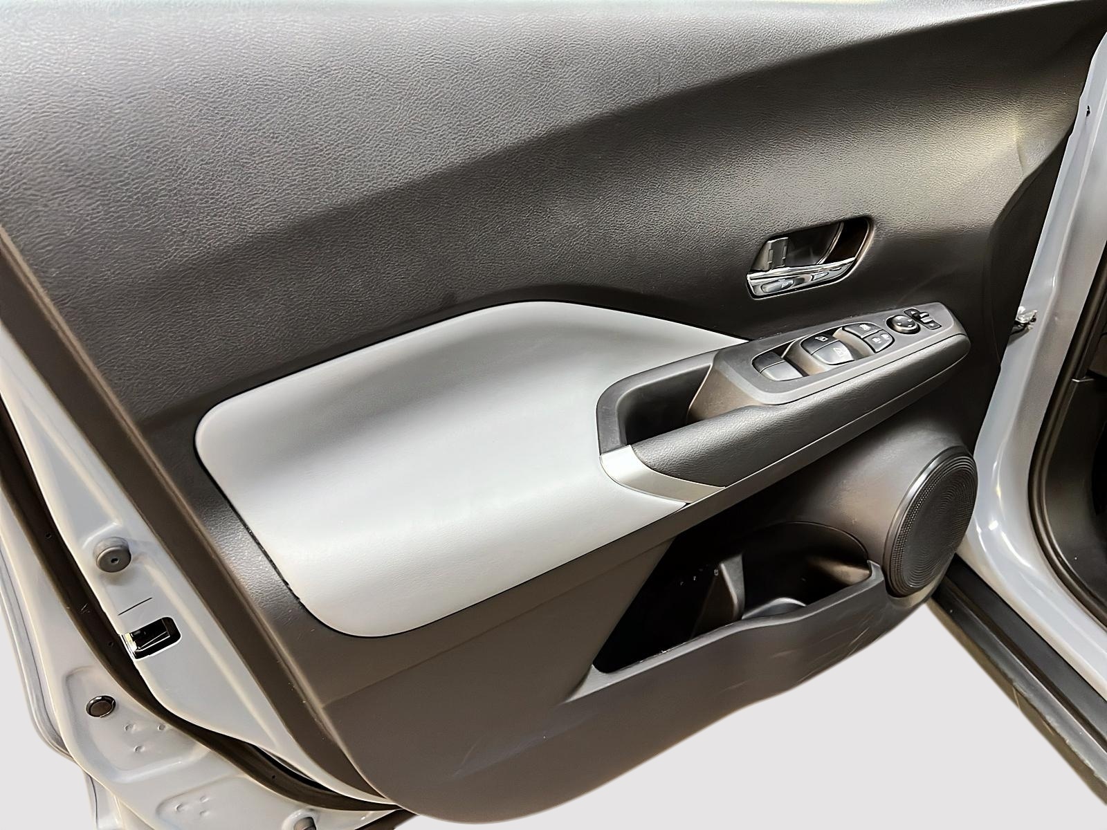 Nissan Kicks SR PREMIUM CUIR 2023 - image #22