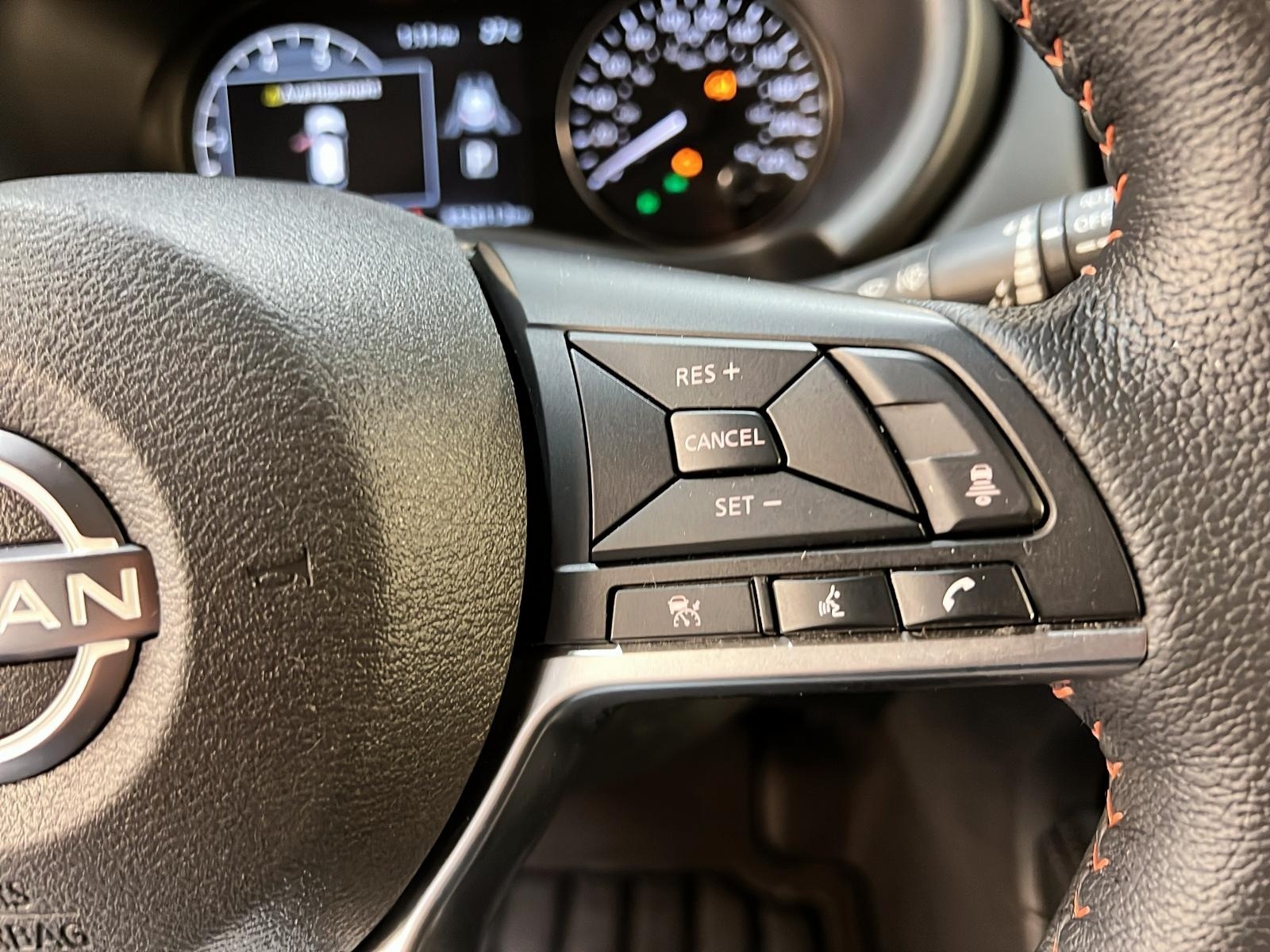 Nissan Kicks SR PREMIUM CUIR 2023 - image #18