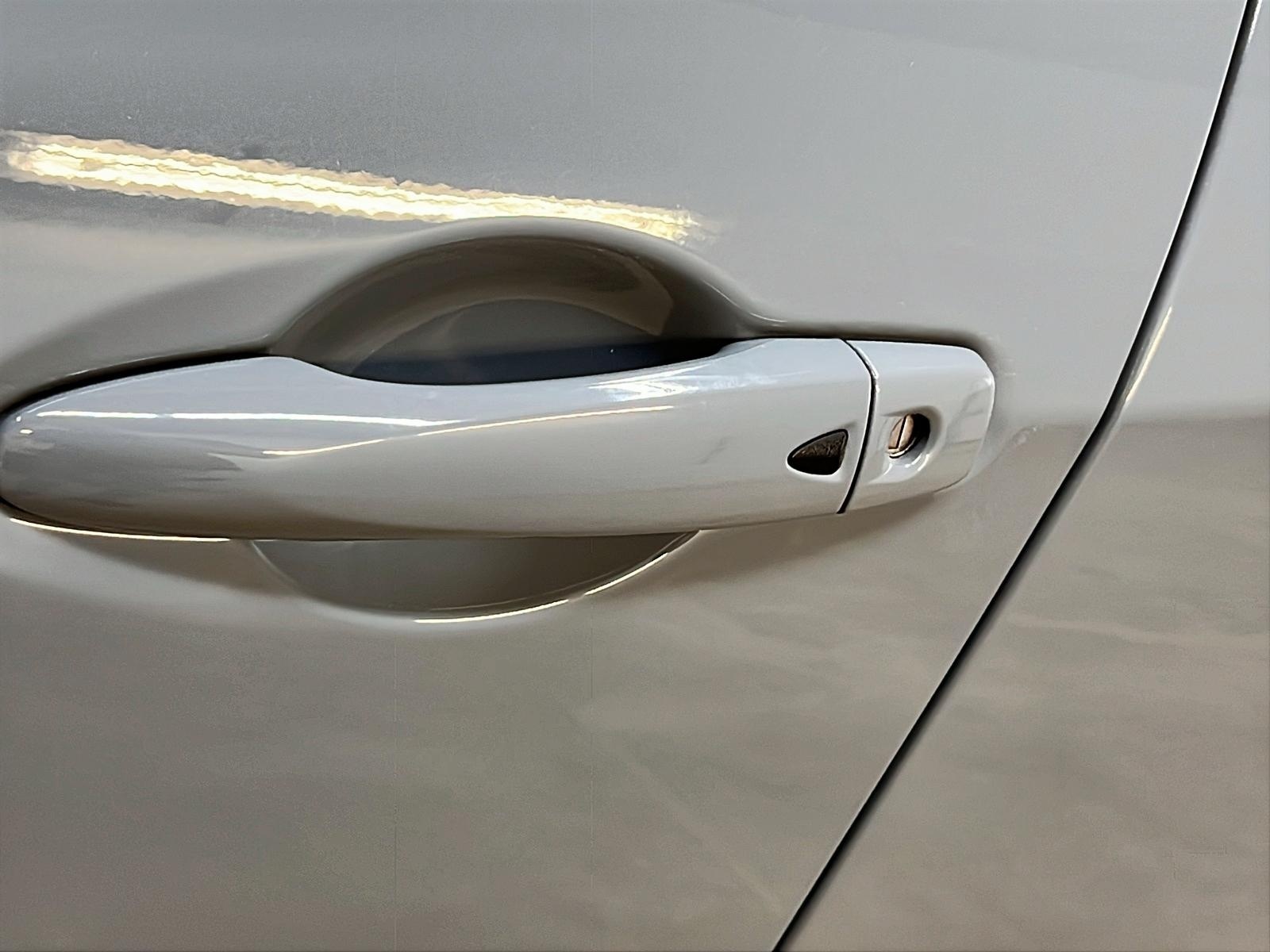 Nissan Kicks SR PREMIUM CUIR 2023 - image #23