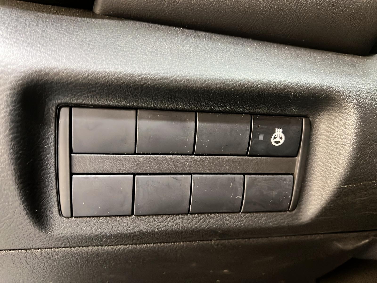 Nissan Kicks SR PREMIUM CUIR 2023 - image #20