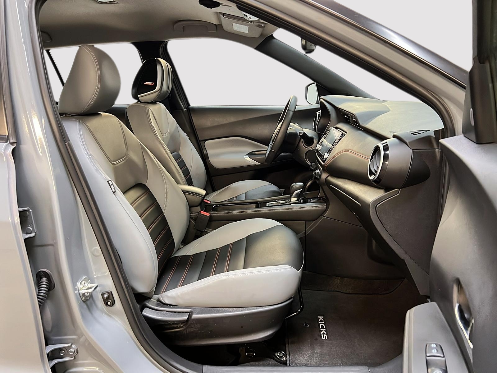 Nissan Kicks SR PREMIUM CUIR 2023 - image #8