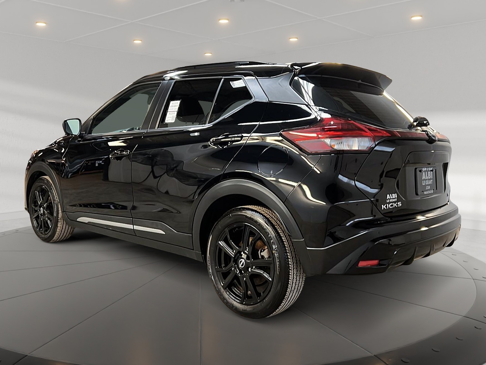 Nissan Kicks 2023 - Image #6