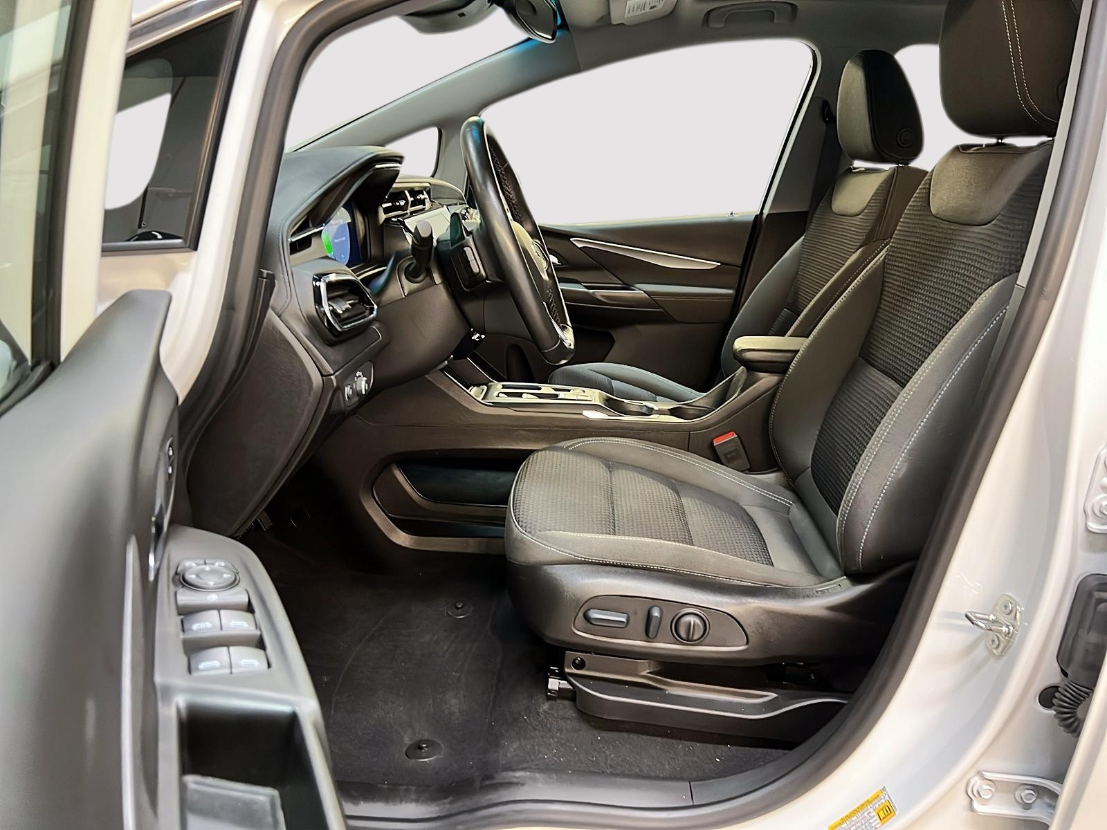 Chevrolet Bolt EV 1LT 2023 - image #7