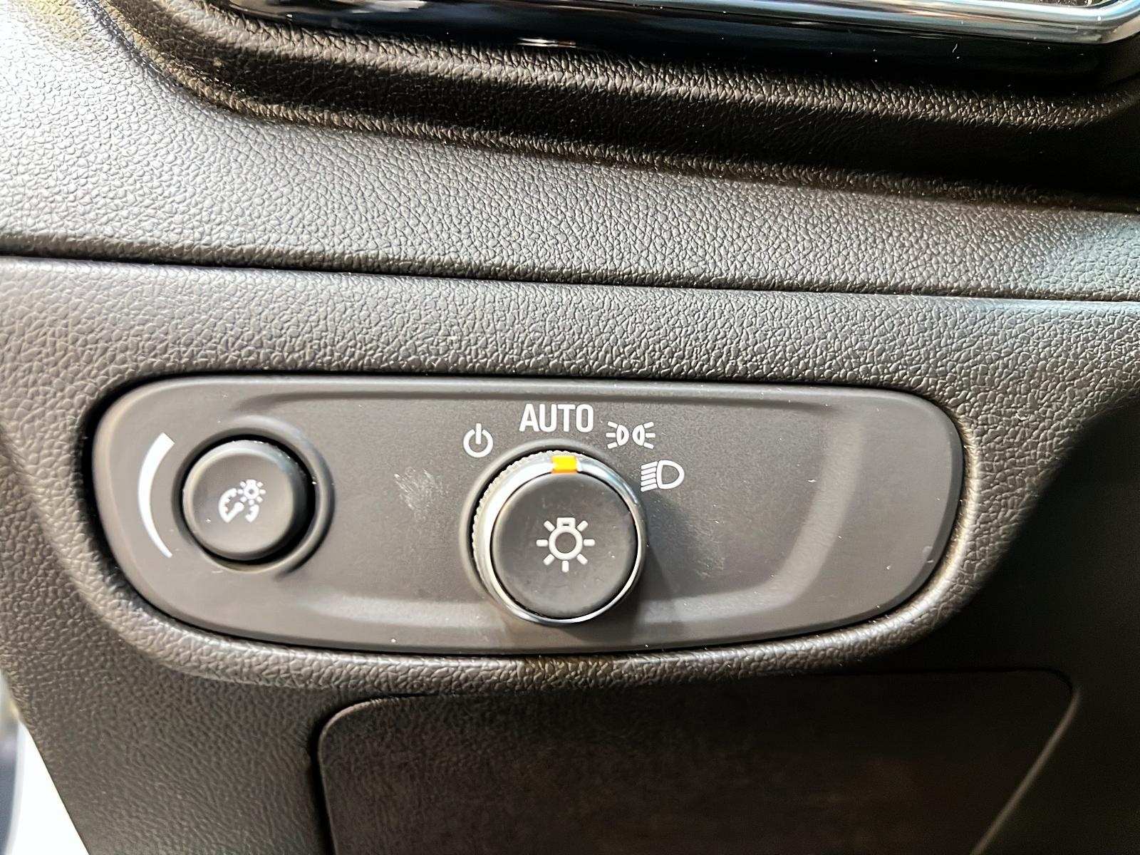 Chevrolet Bolt EV 2023 - Image #20