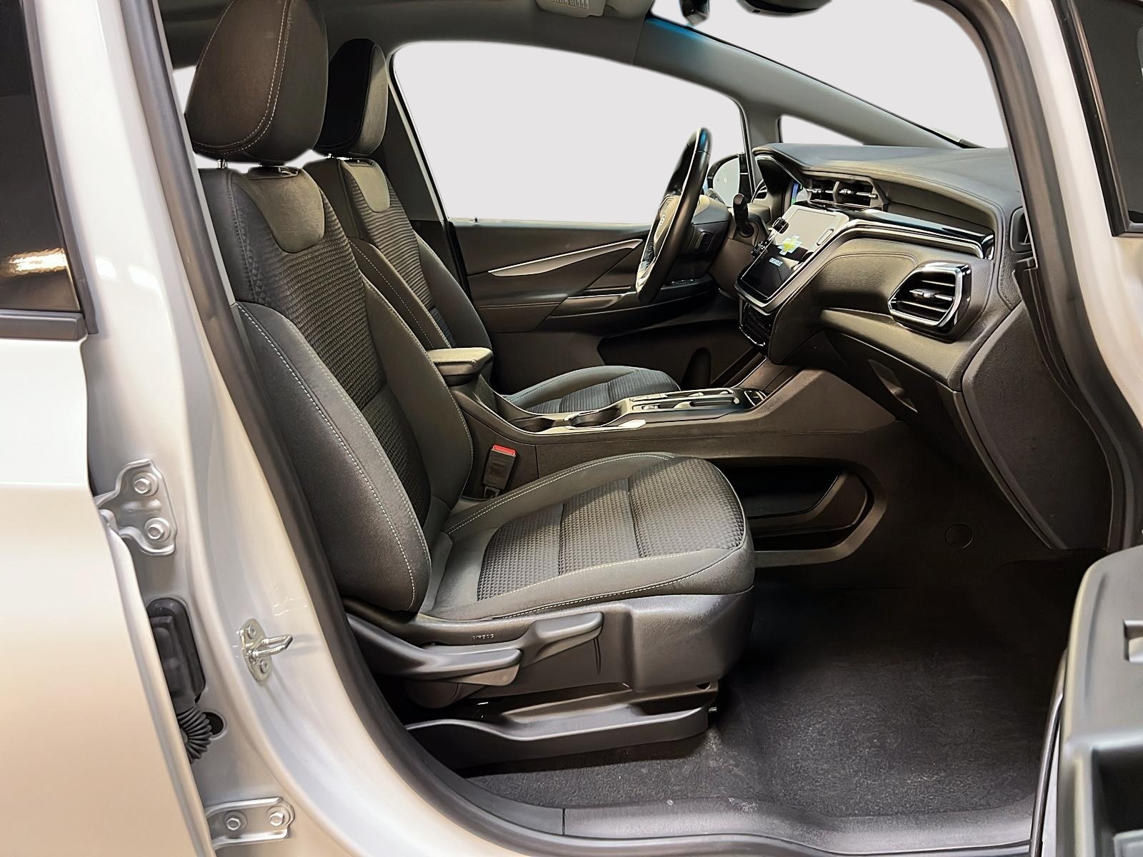 Chevrolet Bolt EV 2023 - Image #8