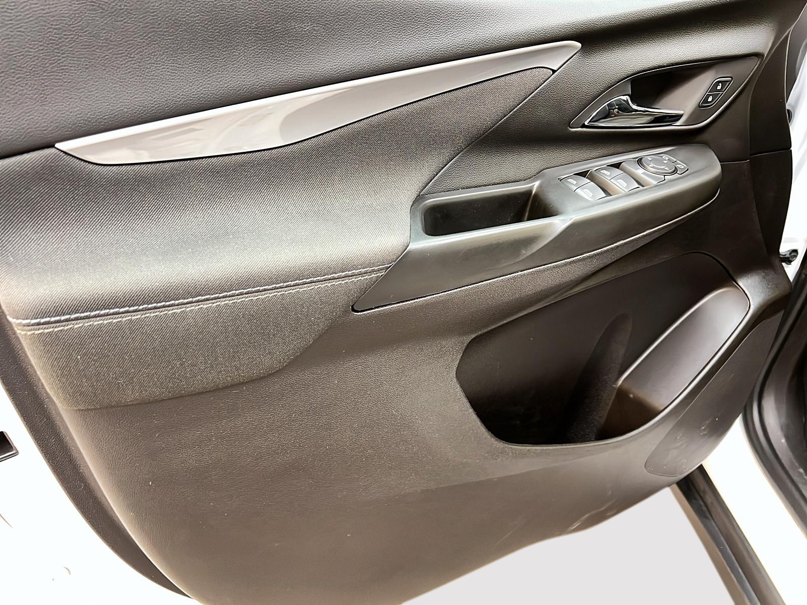 Chevrolet Bolt EV 2023 - Image #22