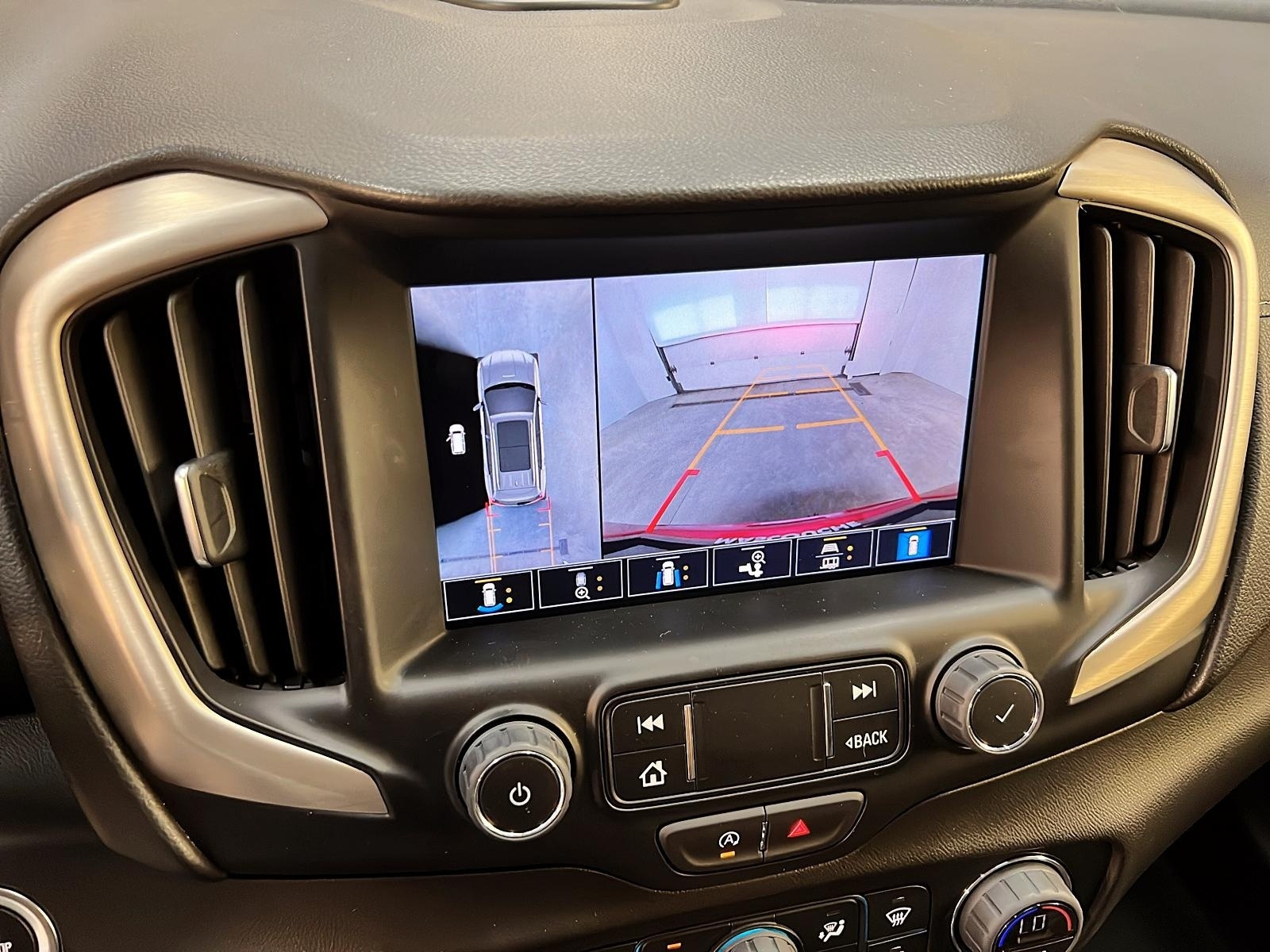 GMC Terrain DENALI CUIR TOIT PANO NAV 4RM 2024 - image #19