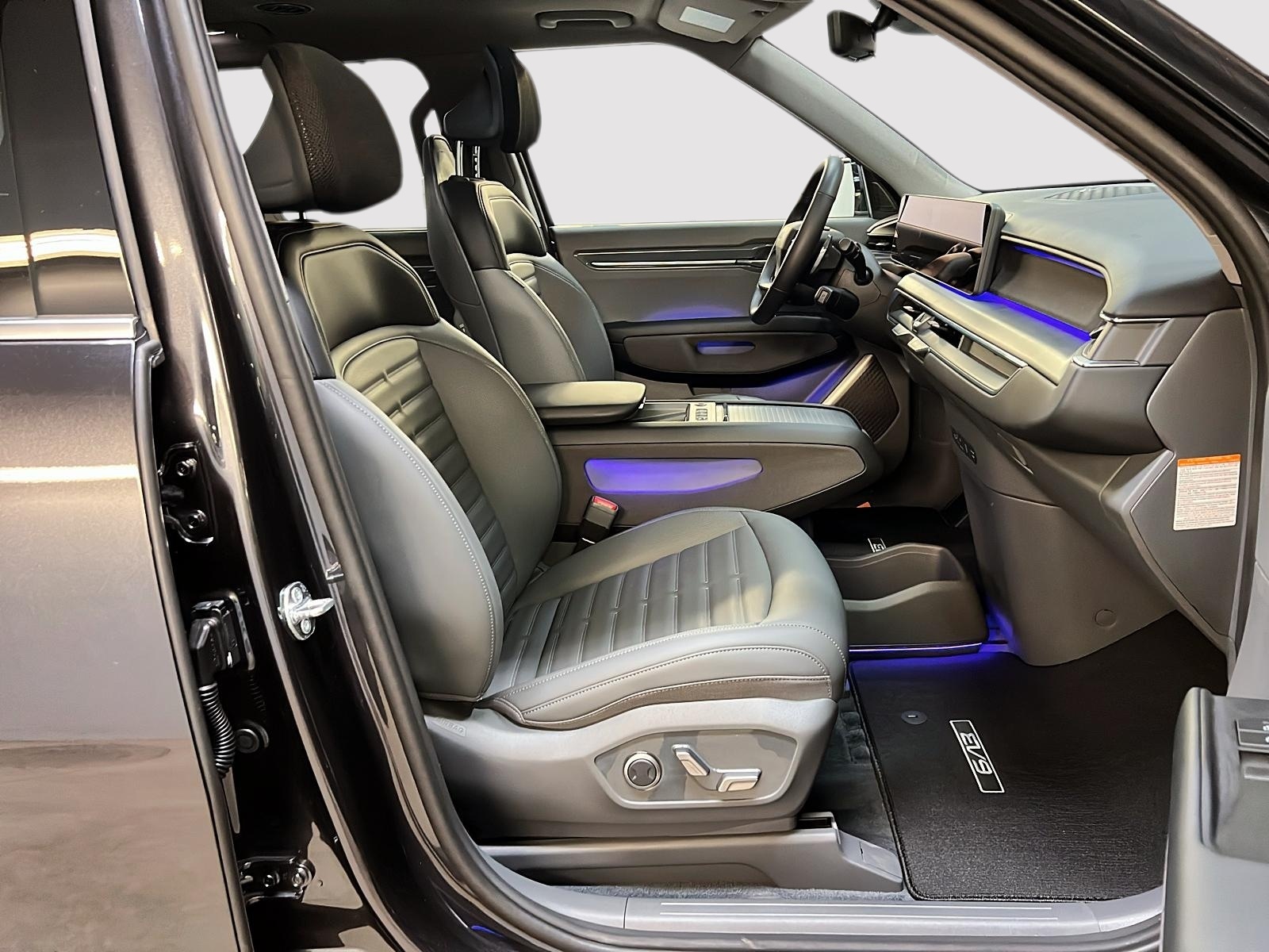 Kia EV9 2025 - Image #8