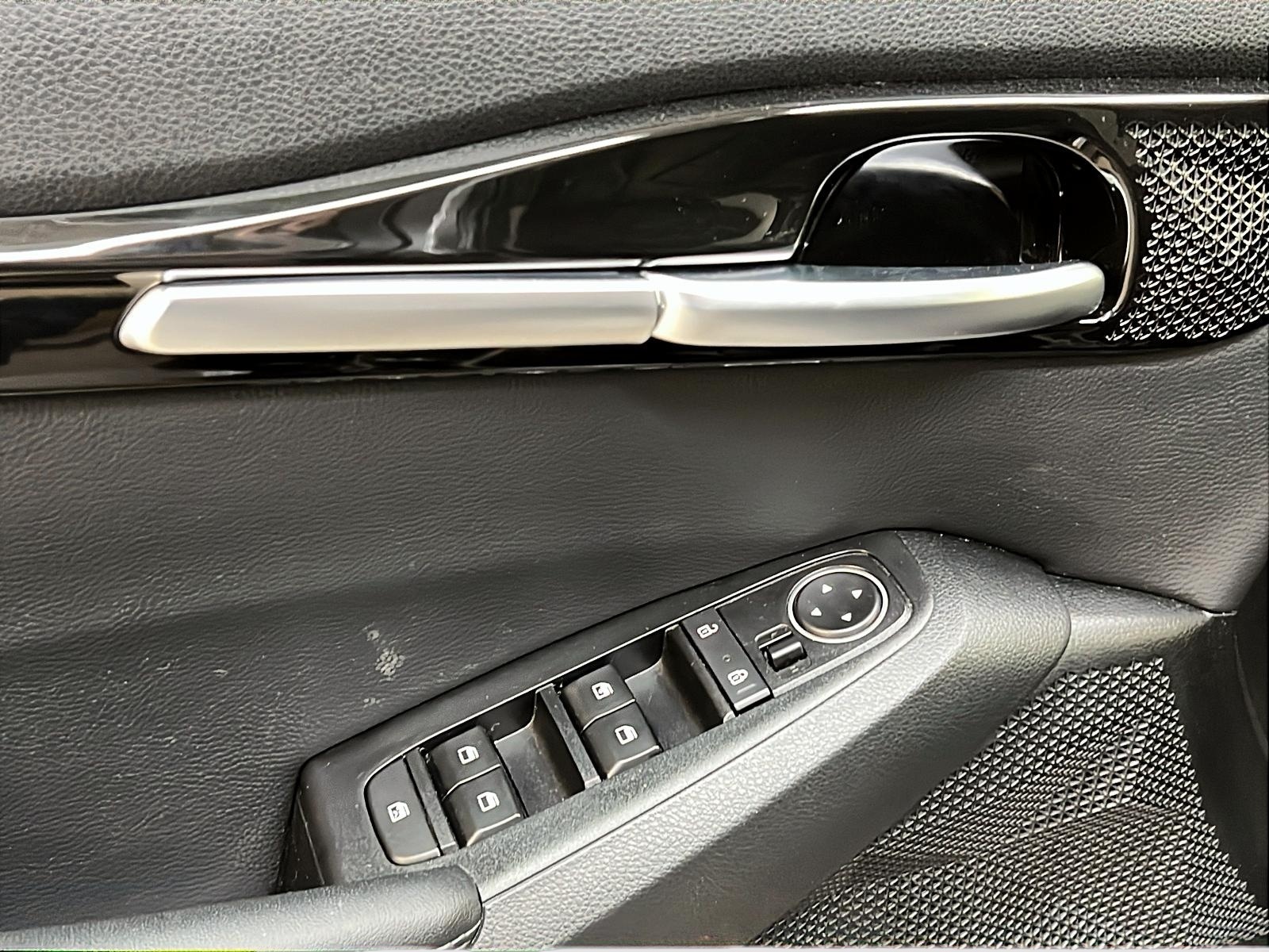 Kia SELTOS EX CUIR TOIT 4RM 2023 - image #22