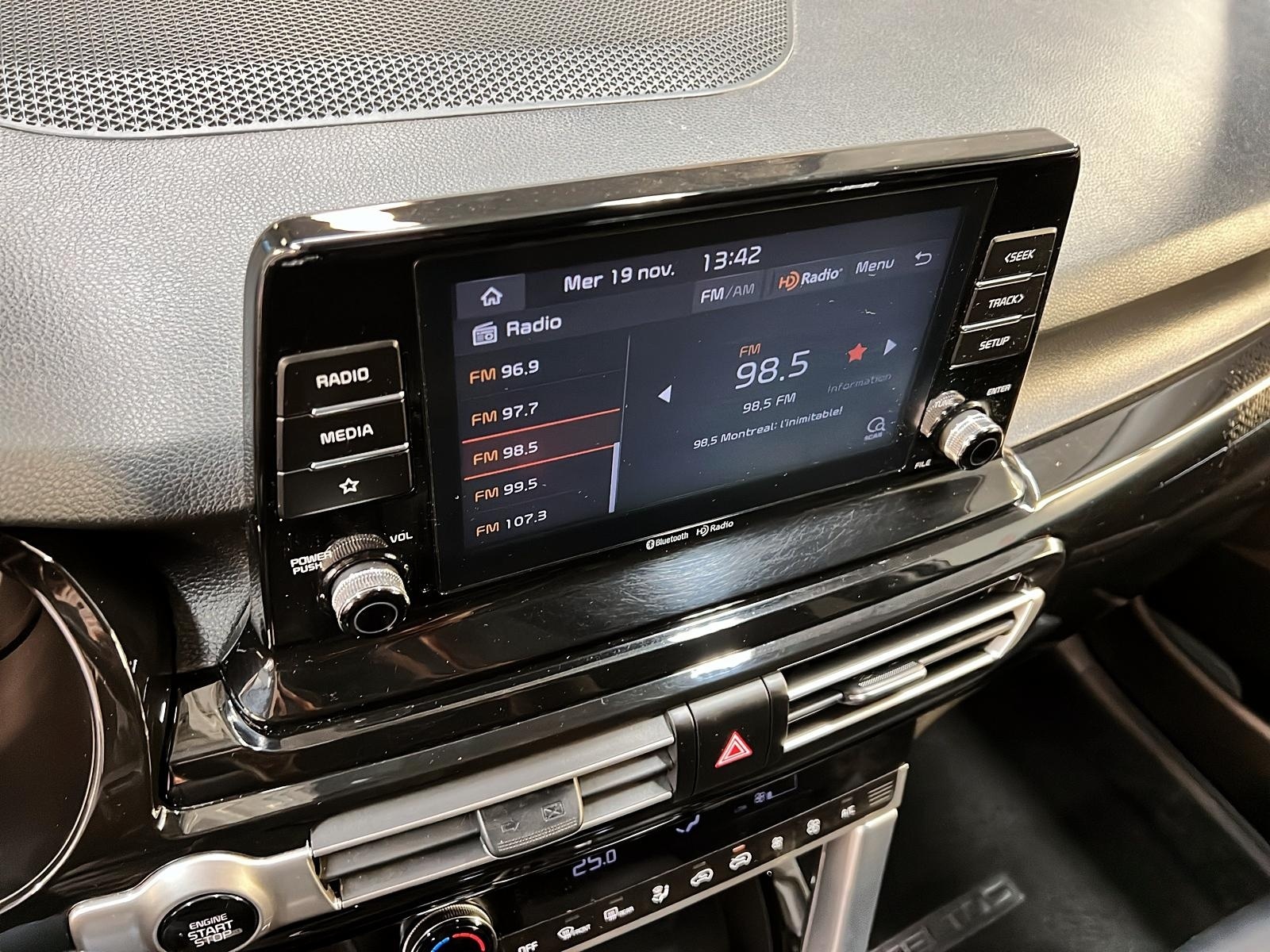 Kia SELTOS EX CUIR TOIT 4RM 2023 - image #16