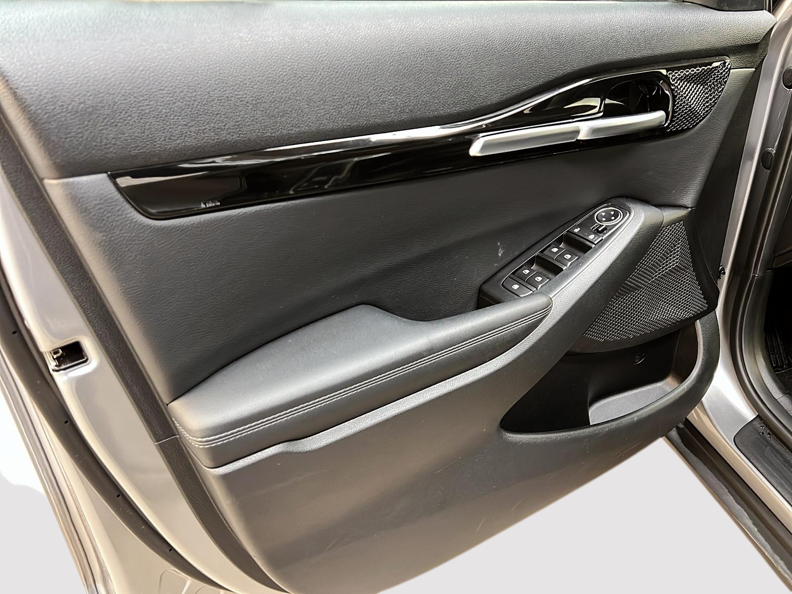 Kia SELTOS EX CUIR TOIT 4RM 2023 - image #23