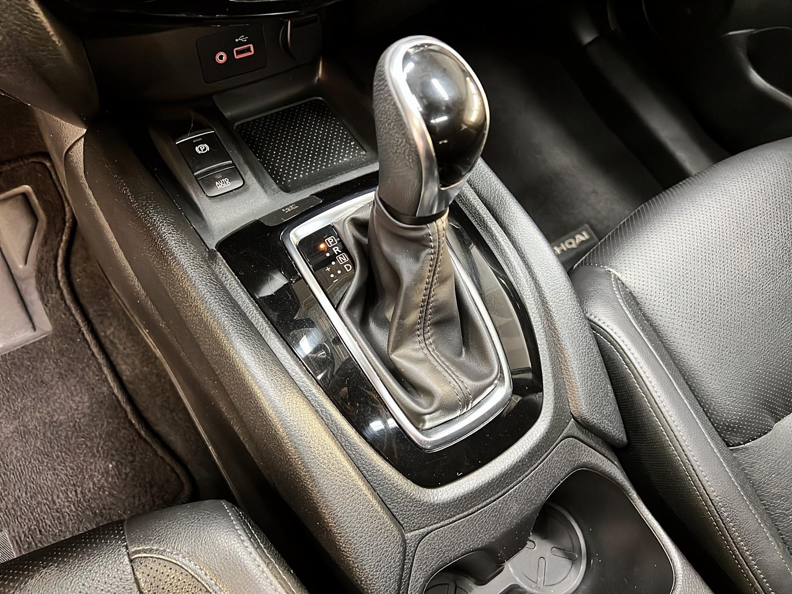 Nissan Qashqai SL PLATINUM CUIR TOIT NAV 4RM 2021 - image #14