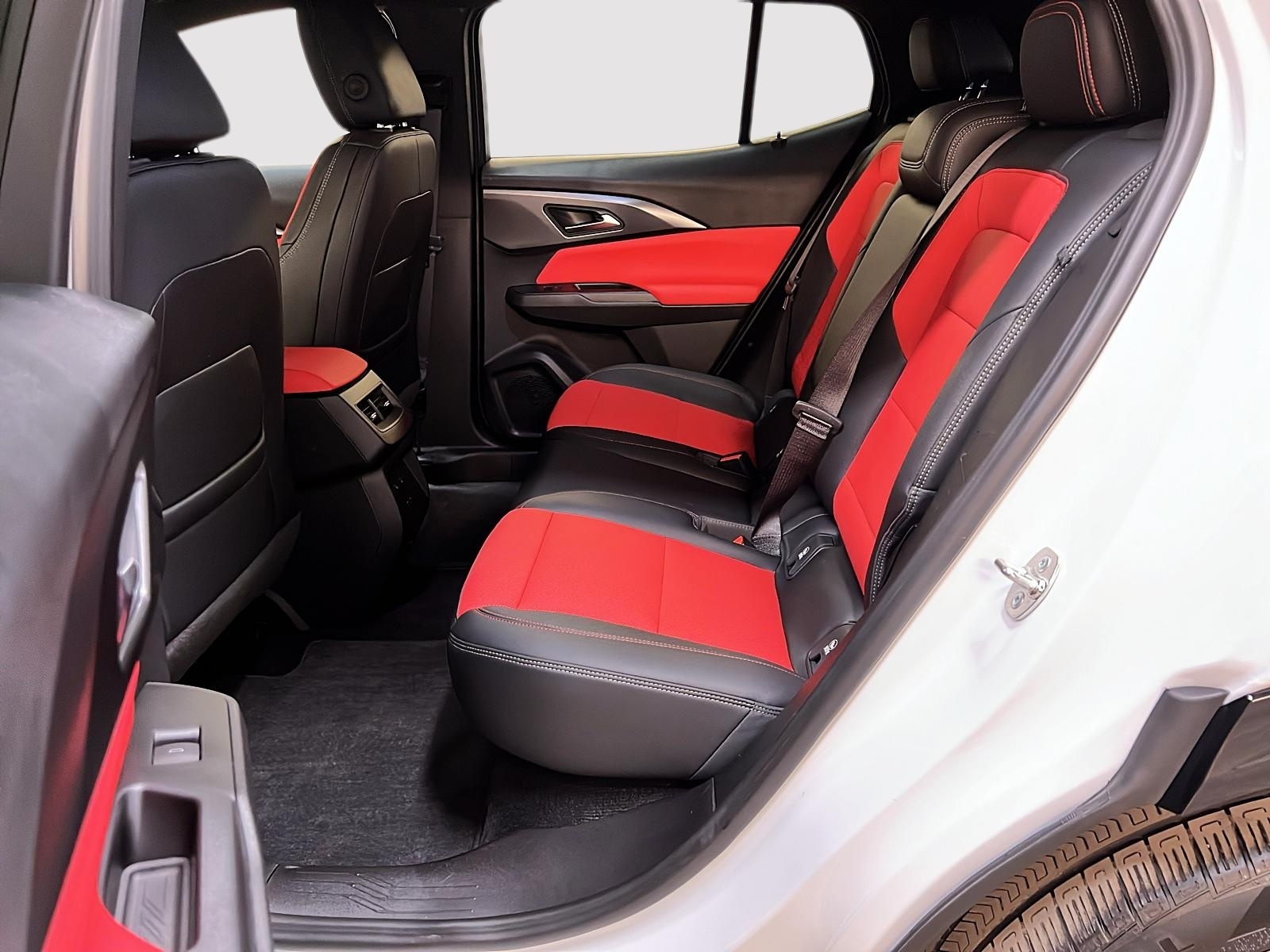 Chevrolet Equinox EV 3RS NAV 2024 - image #9
