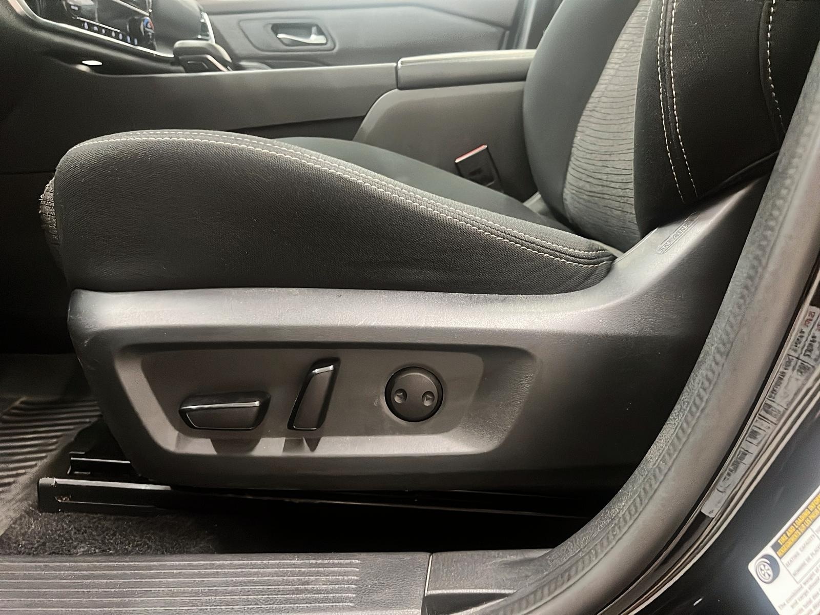 Nissan Rogue 2021 - Image #17