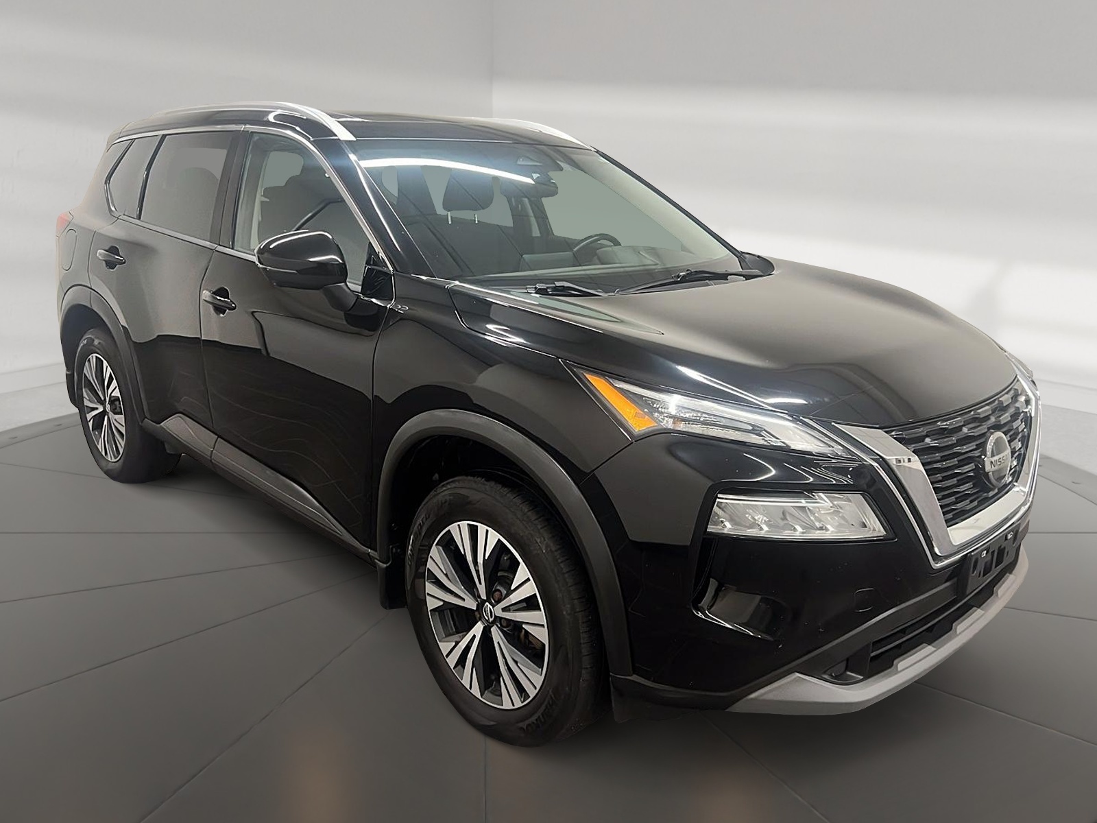 Nissan Rogue 2021 - Image #3