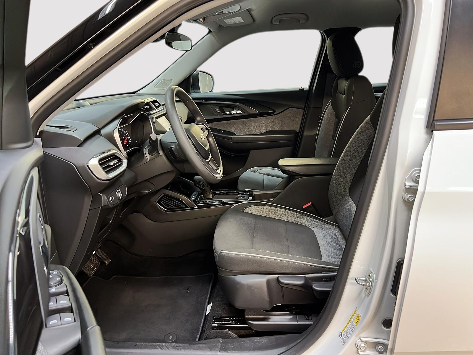 Chevrolet Trailblazer 1LS 2023 - image #7