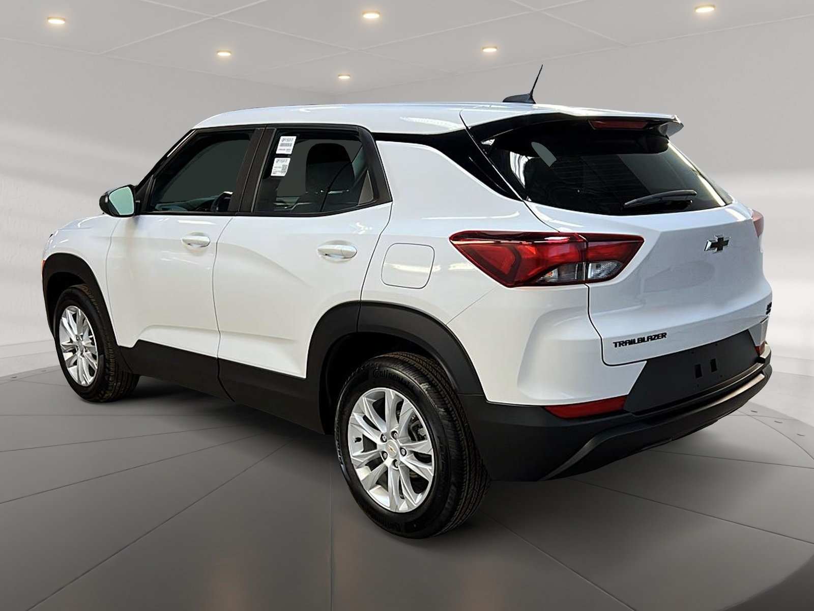 Chevrolet Trailblazer 1LS 2023 - image #6