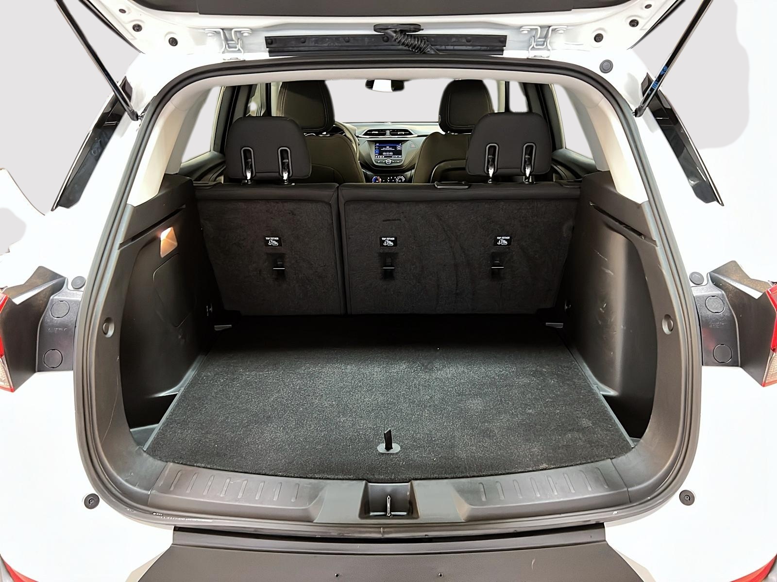 Chevrolet Trailblazer LS 2023 - image #12